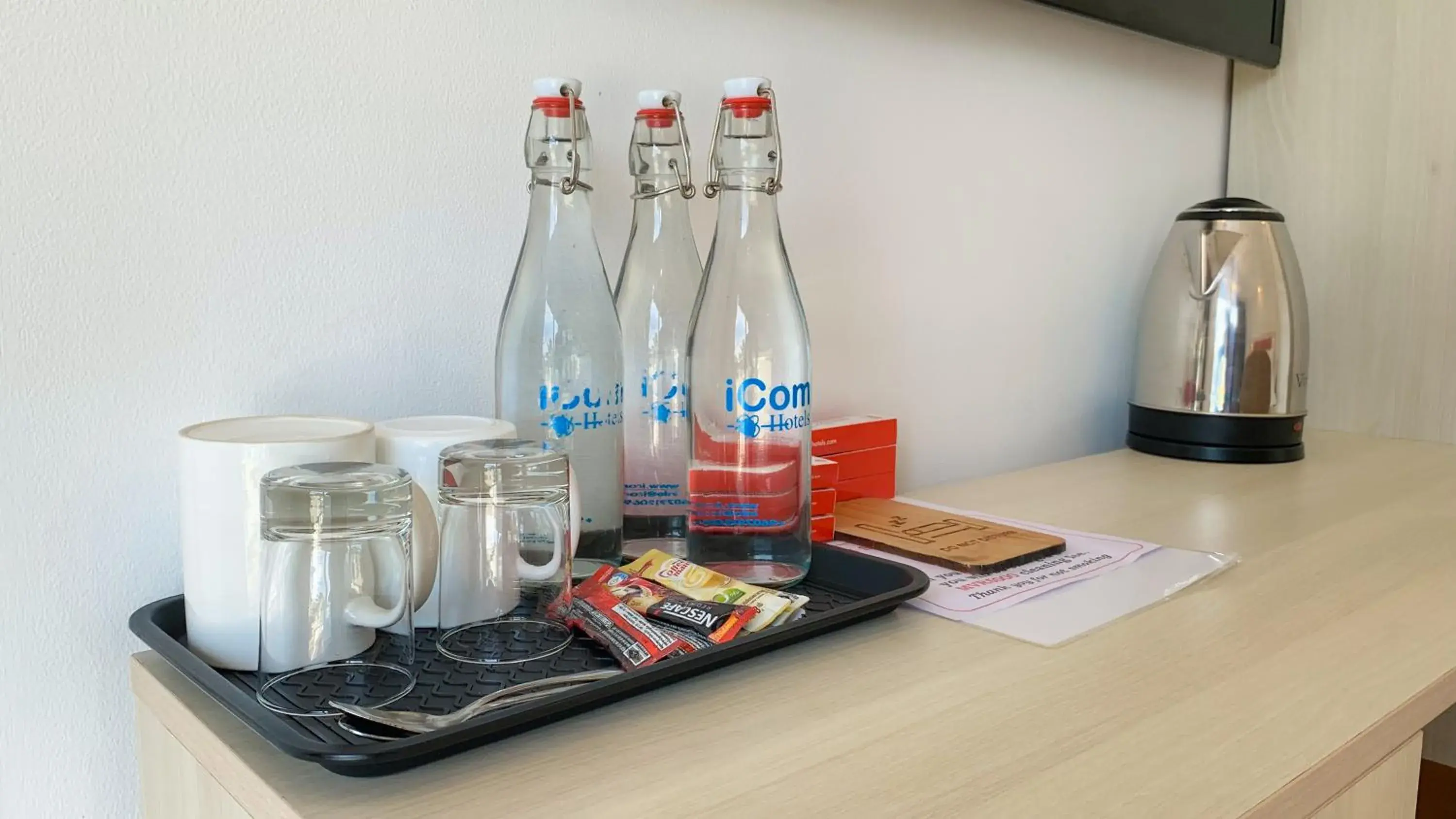 Food and drinks in iCom Marina Sea View Food and drinks in iCom Marina Sea View