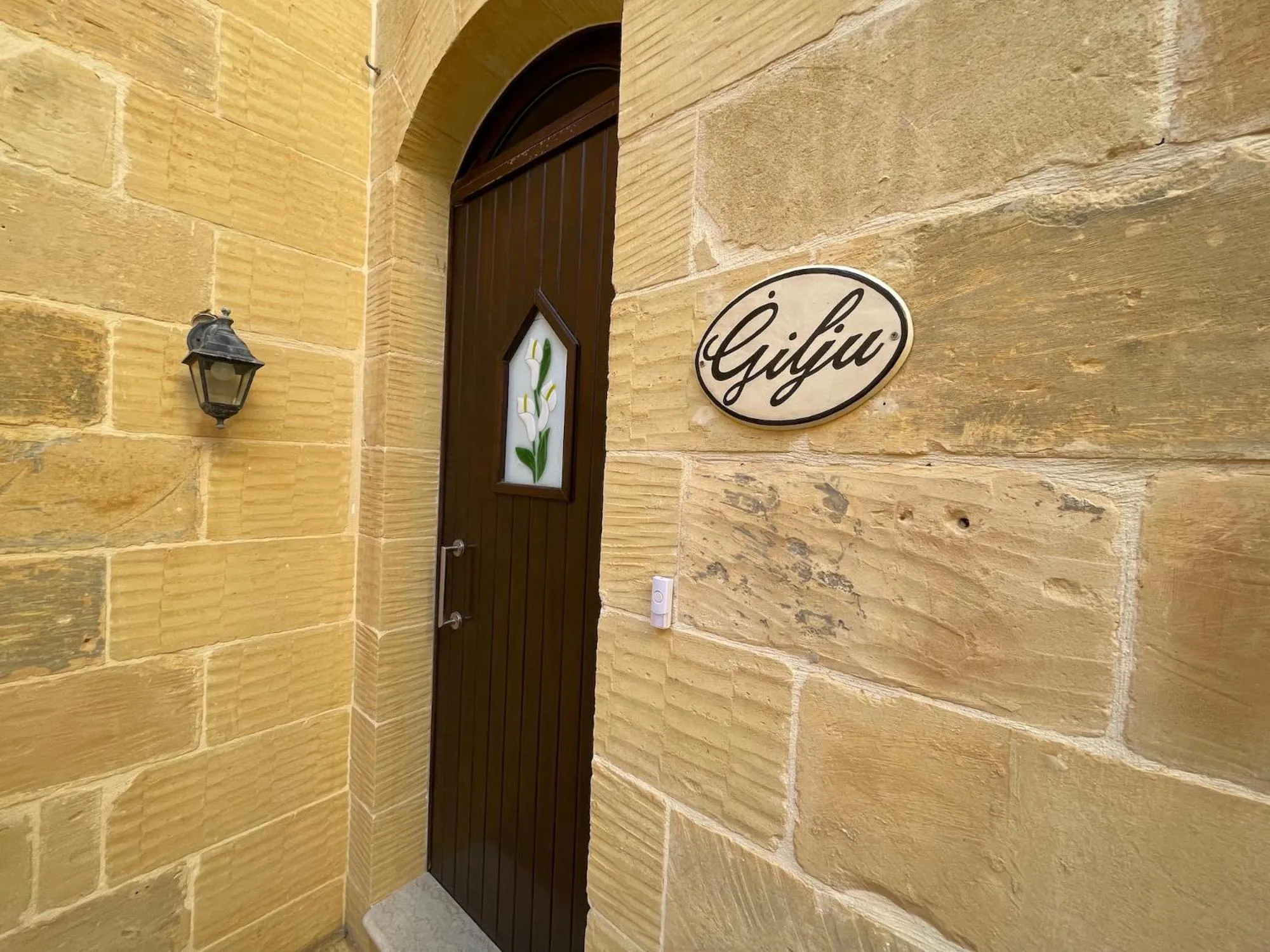 Facade/entrance in Gilju B&B