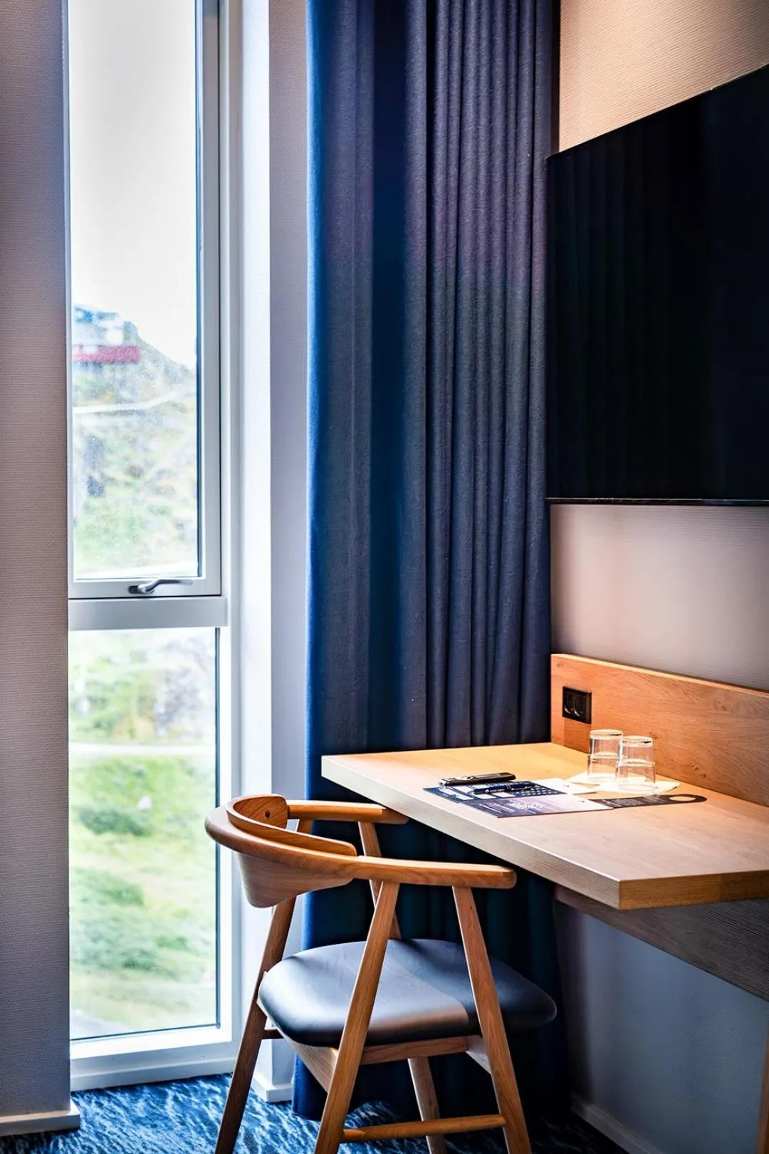 TV and multimedia in HOTEL SØMA Sisimiut