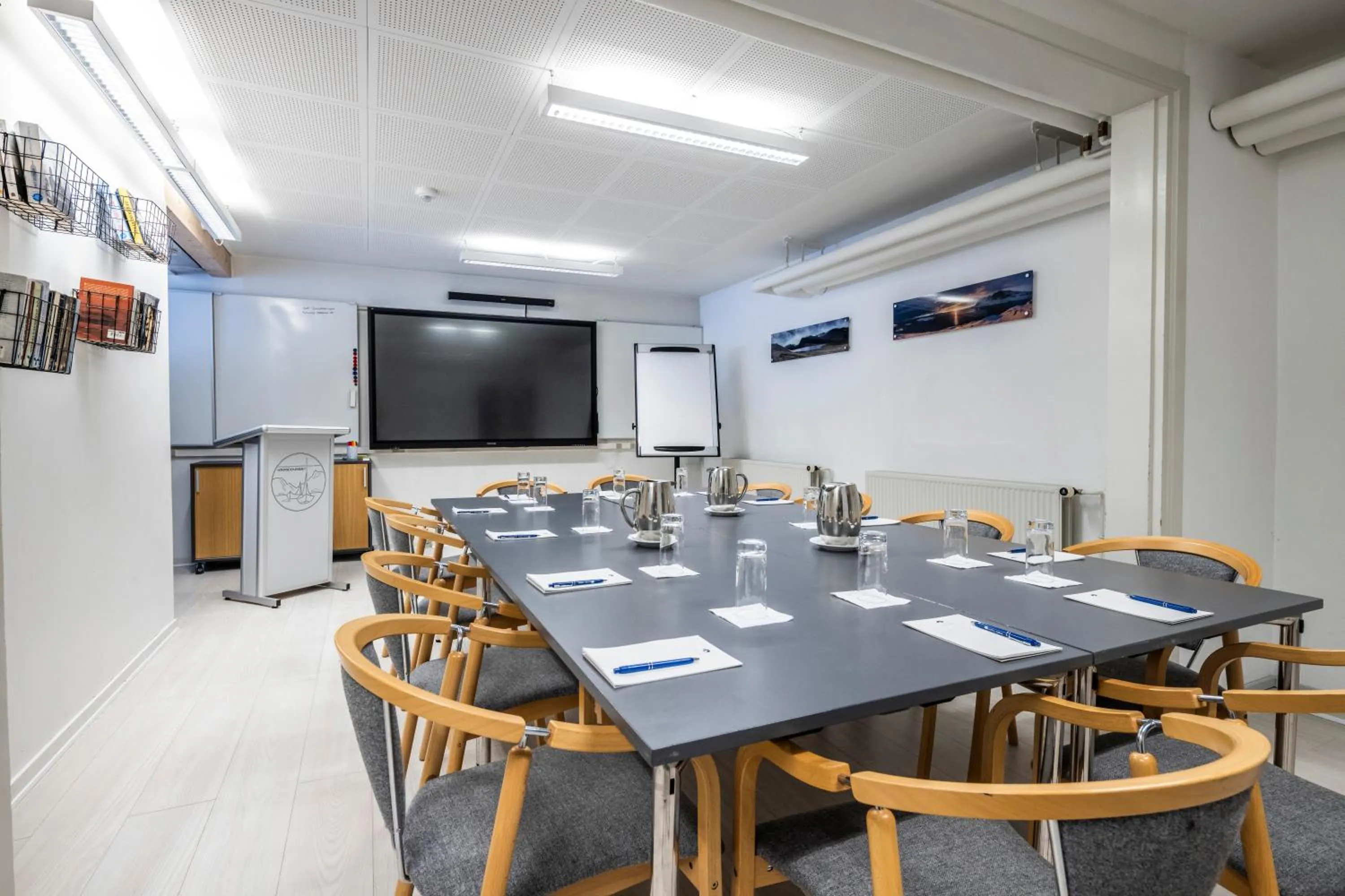 Meeting/conference room in HOTEL SØMA Sisimiut