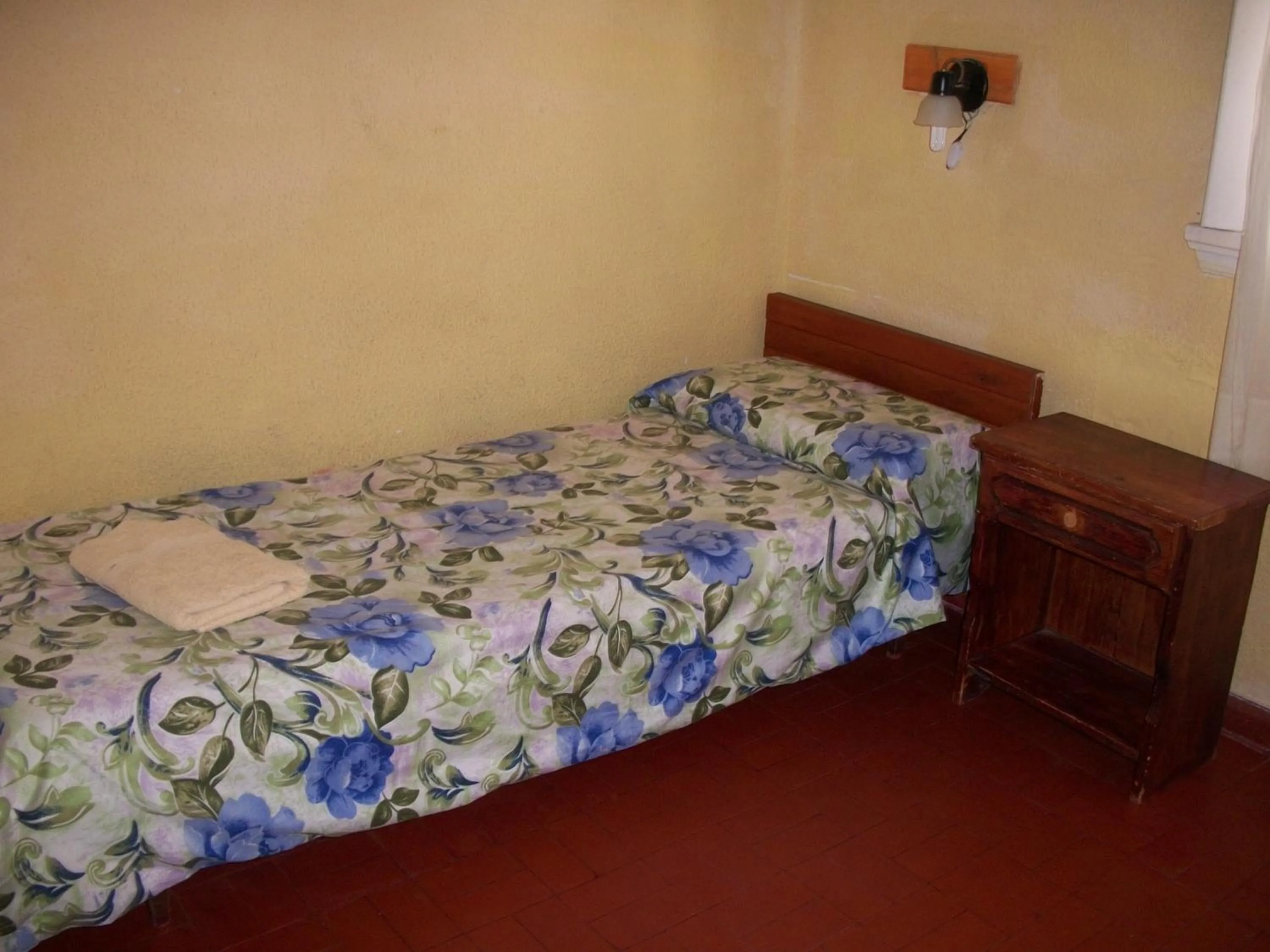 Bed in Hotel Royal
