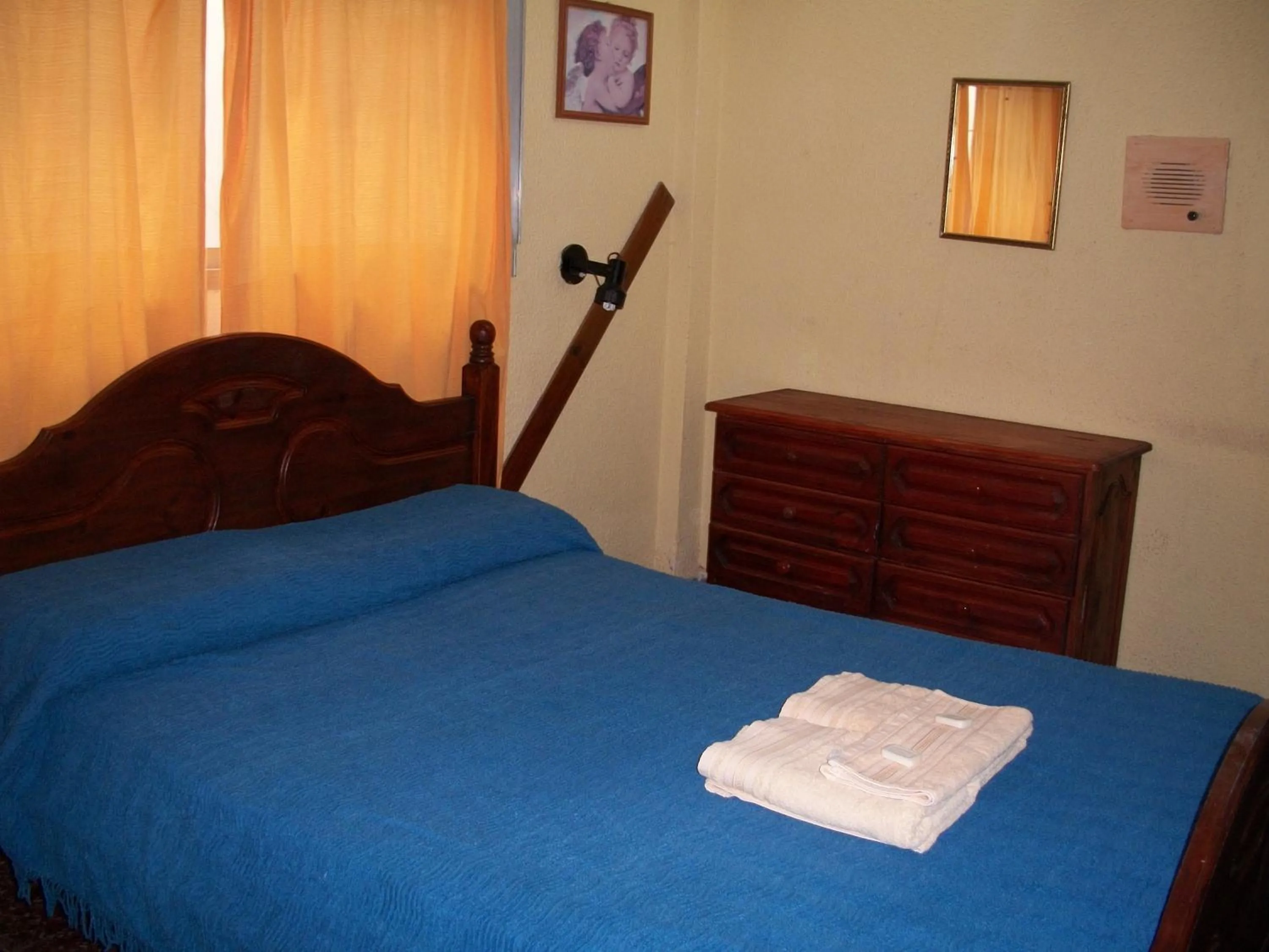 Bed in Hotel Royal