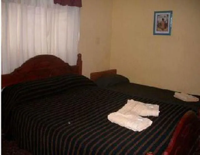 Photo of the whole room, Bed in Hotel Royal