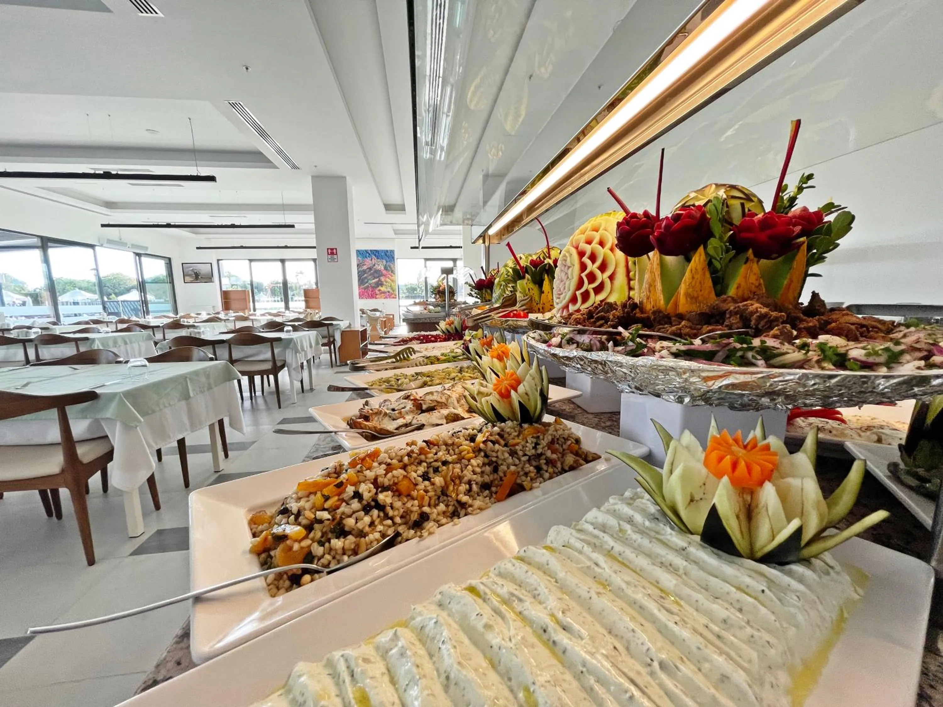 Restaurant/places to eat in TEZMADRA HOTEL