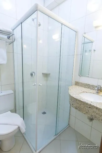 Bathroom in Bellmont Hotel