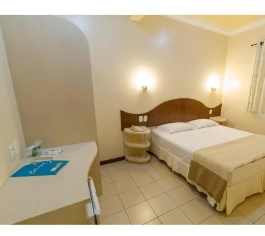Bedroom, Bed in Bellmont Hotel