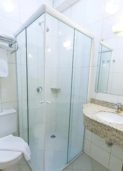Bathroom in Bellmont Hotel