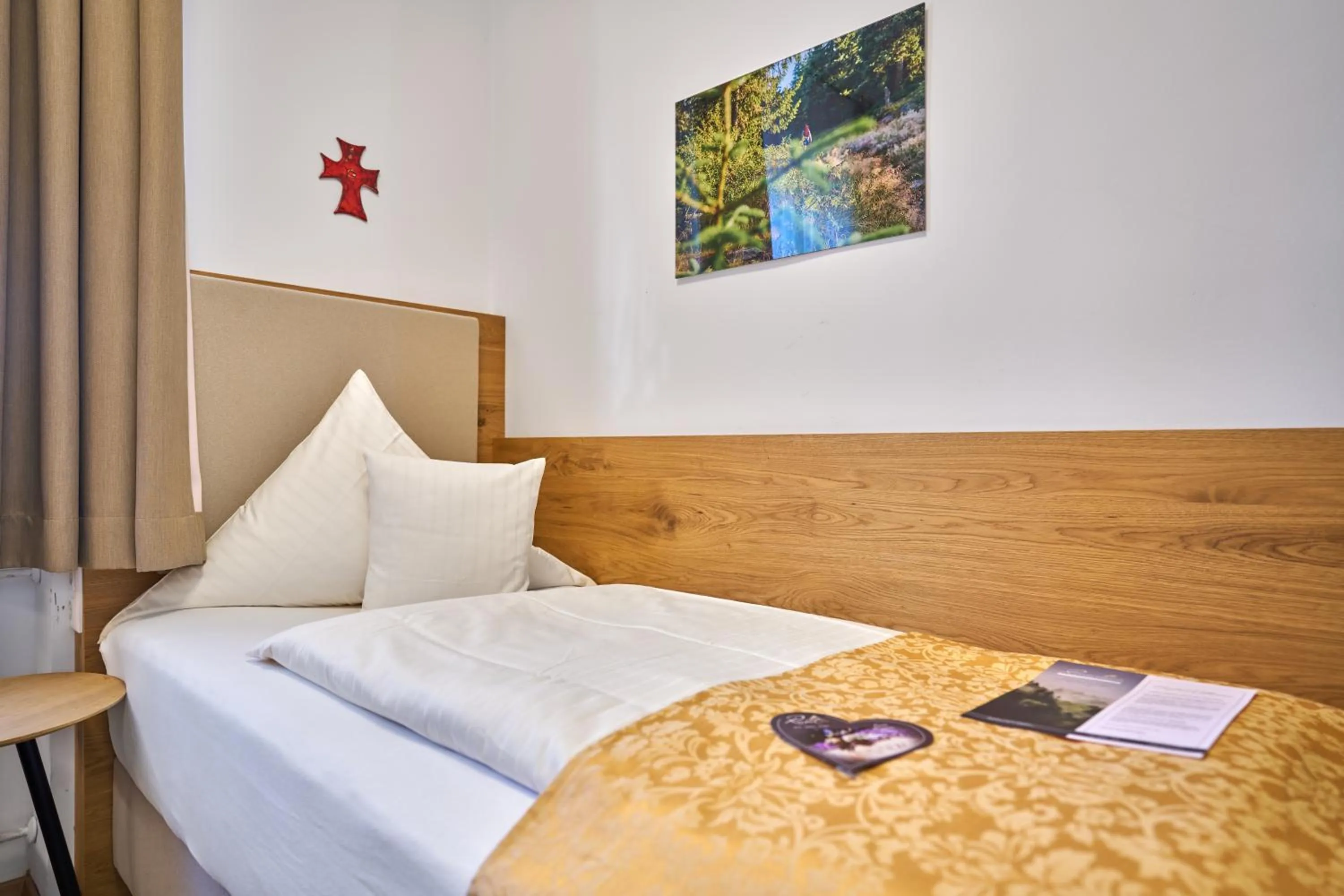 Photo of the whole room, Bed in Wander und Aktiv Hotel Rösslwirt