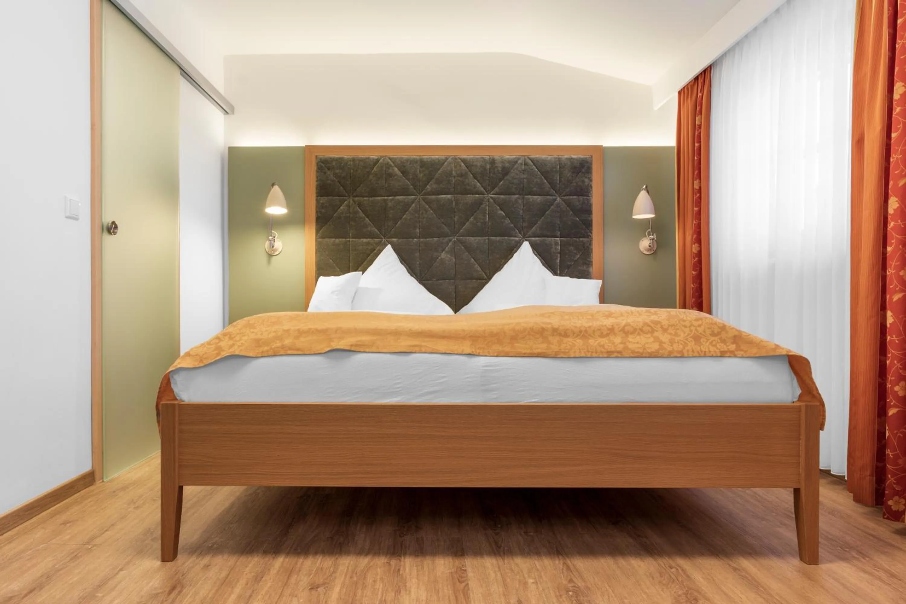 Photo of the whole room, Bed in Wander und Aktiv Hotel Rösslwirt