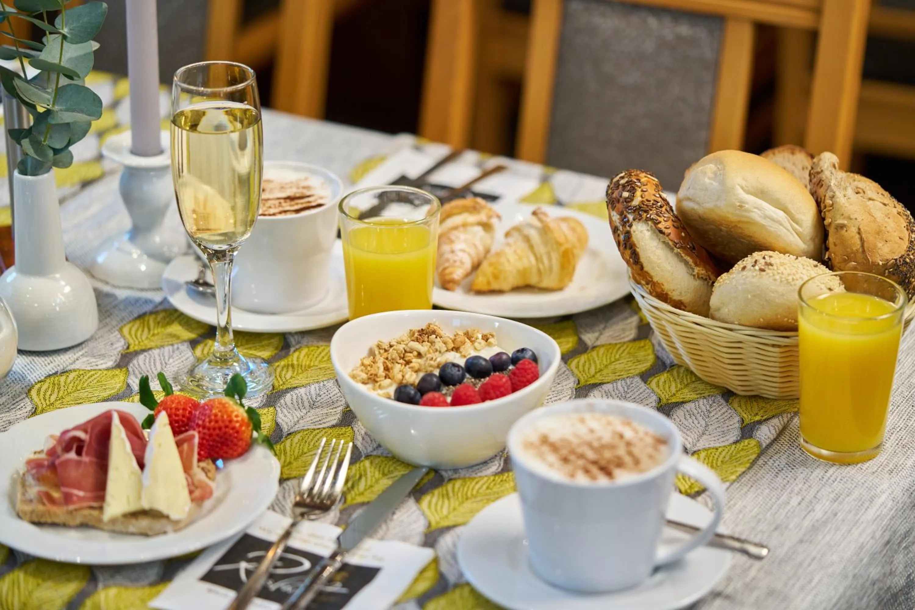 Breakfast in Wander und Aktiv Hotel Rösslwirt