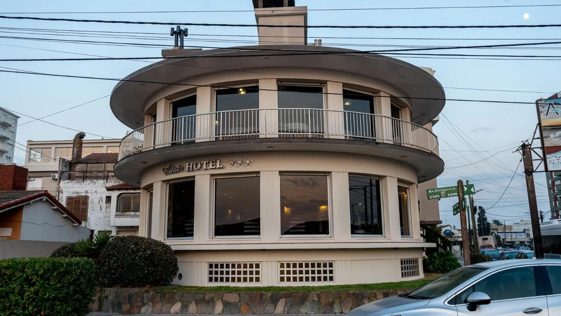 Altair Hotel