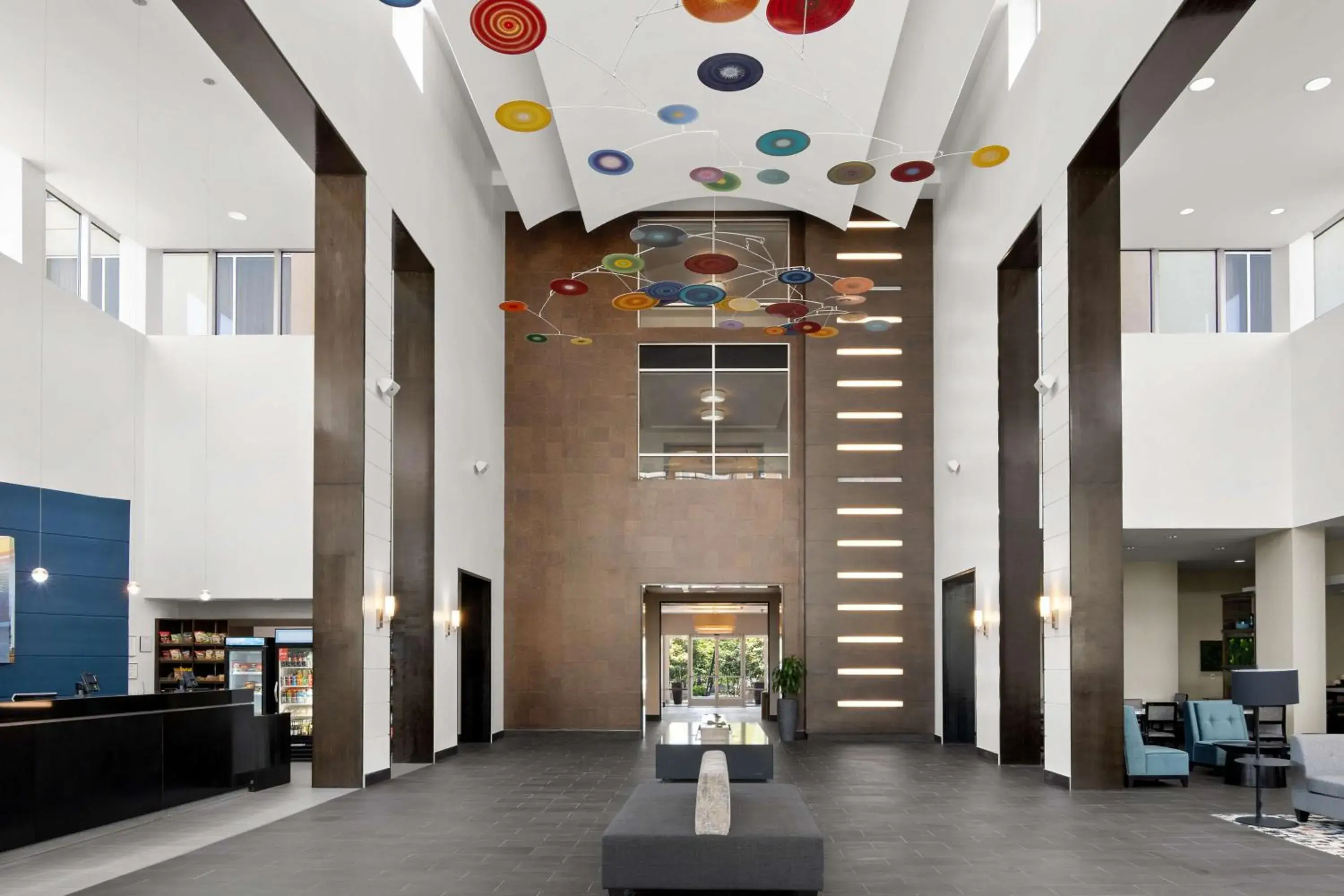 Lobby or reception in Embassy Suites by Hilton Newark Airport Lobby or reception in Embassy Suites by Hilton Newark Airport