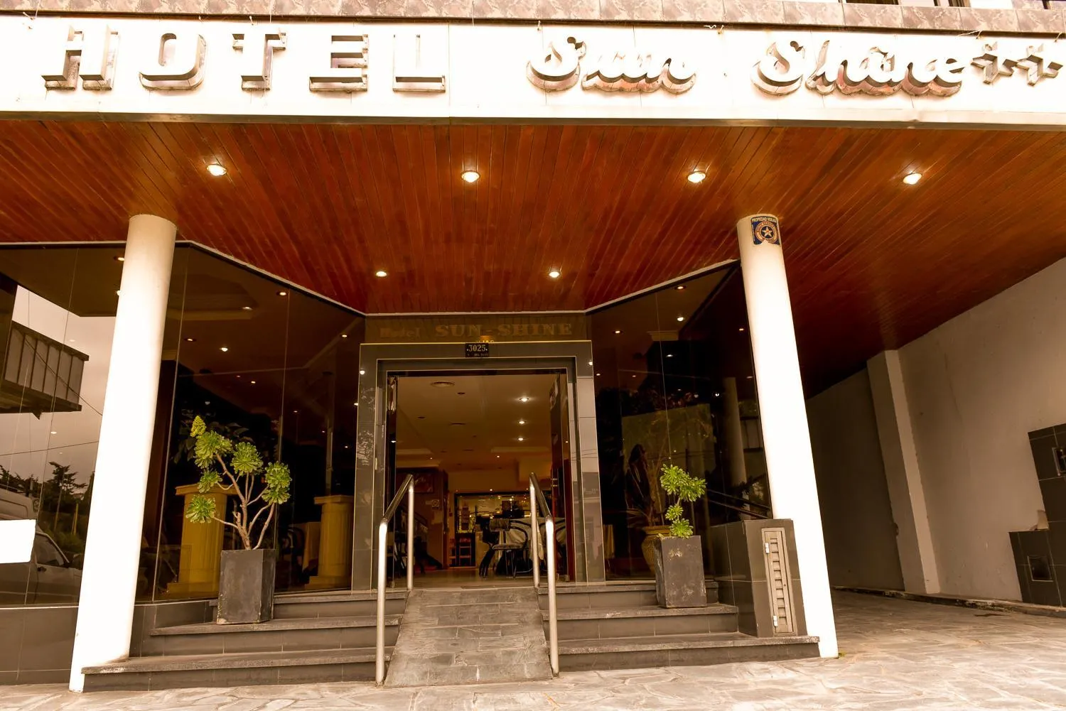 Sun-Shine Hotel