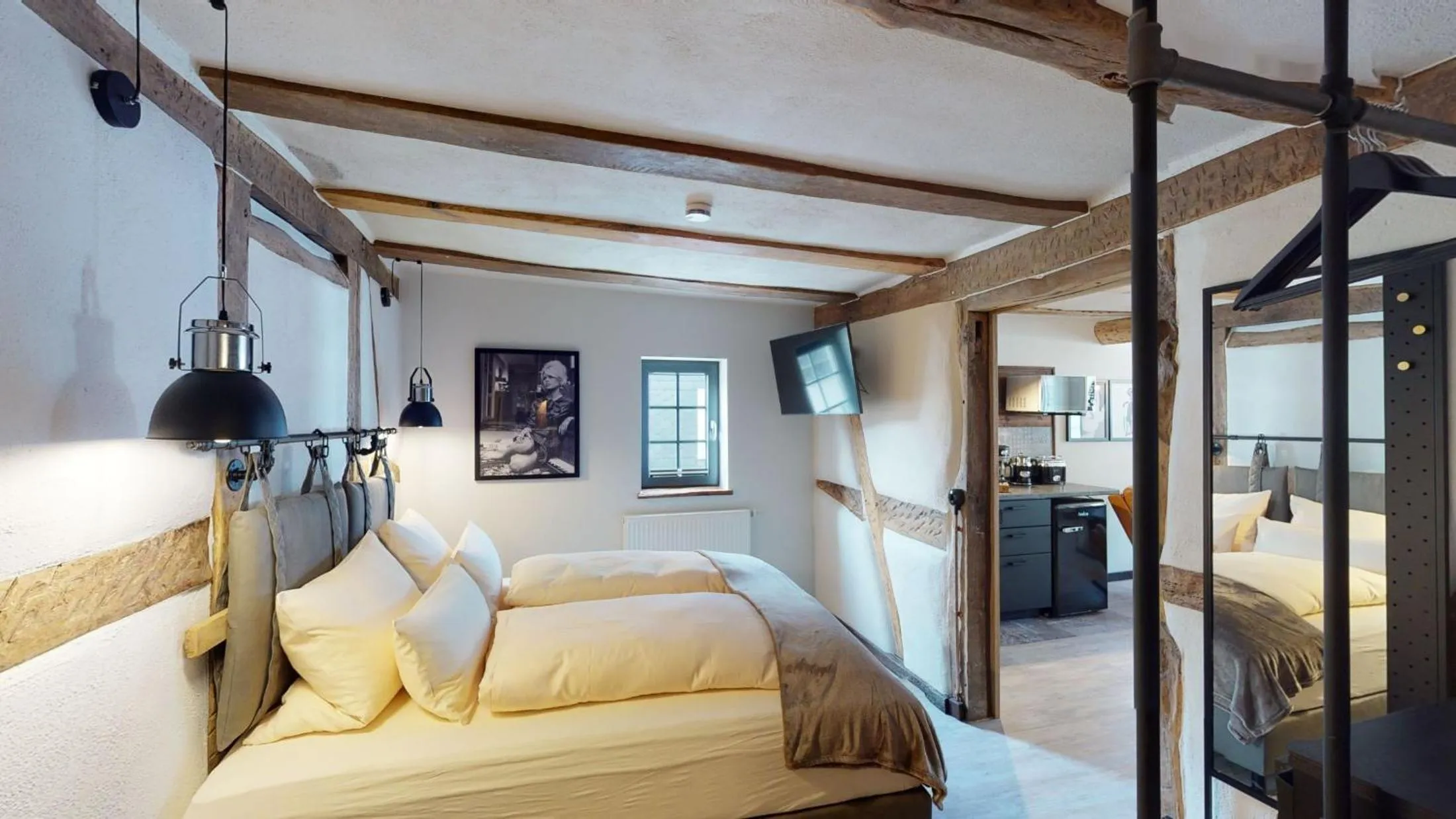 Bedroom, Bed in Hotel Alte Schule