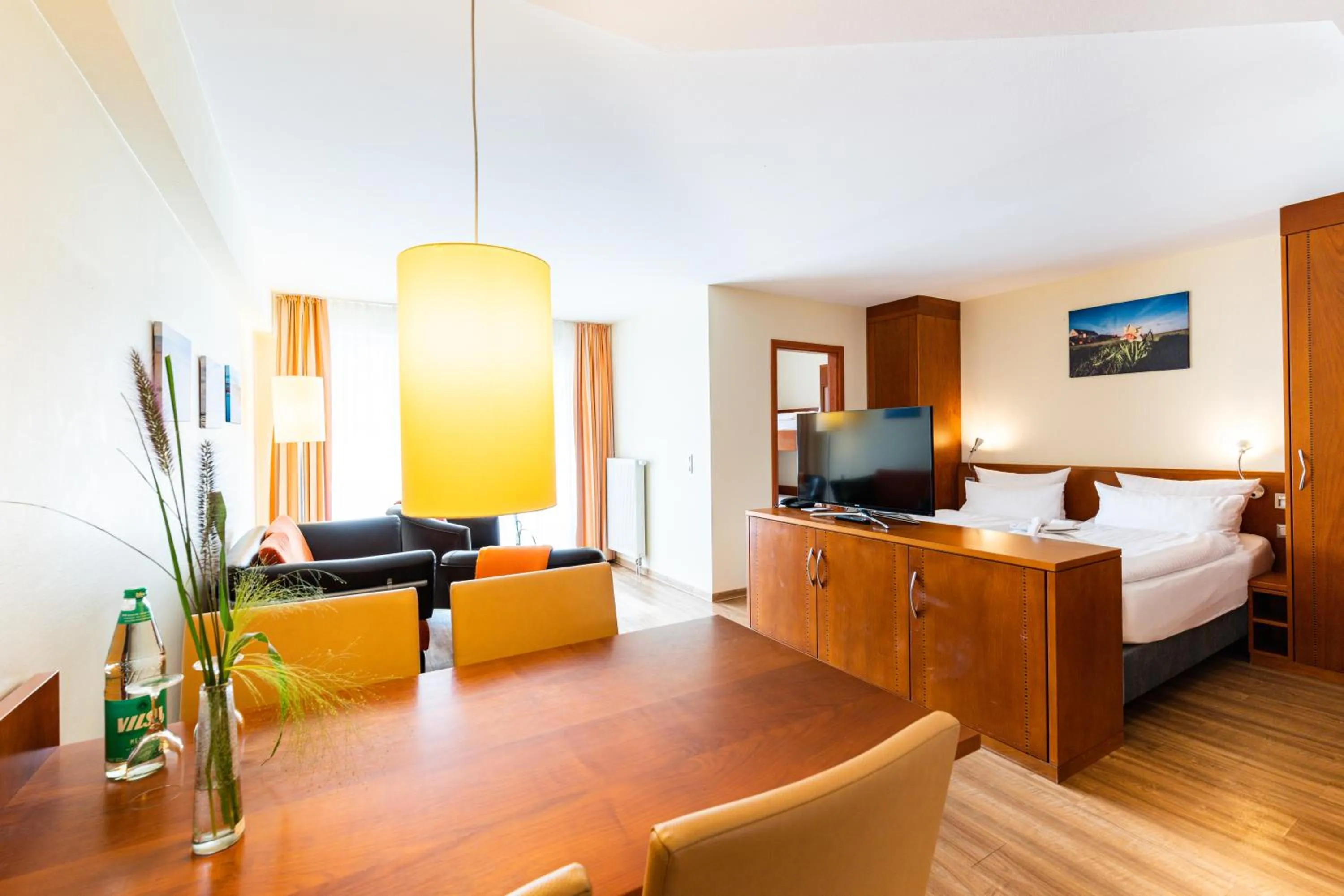 Living room, Bed in Hotel Atlantic Juist