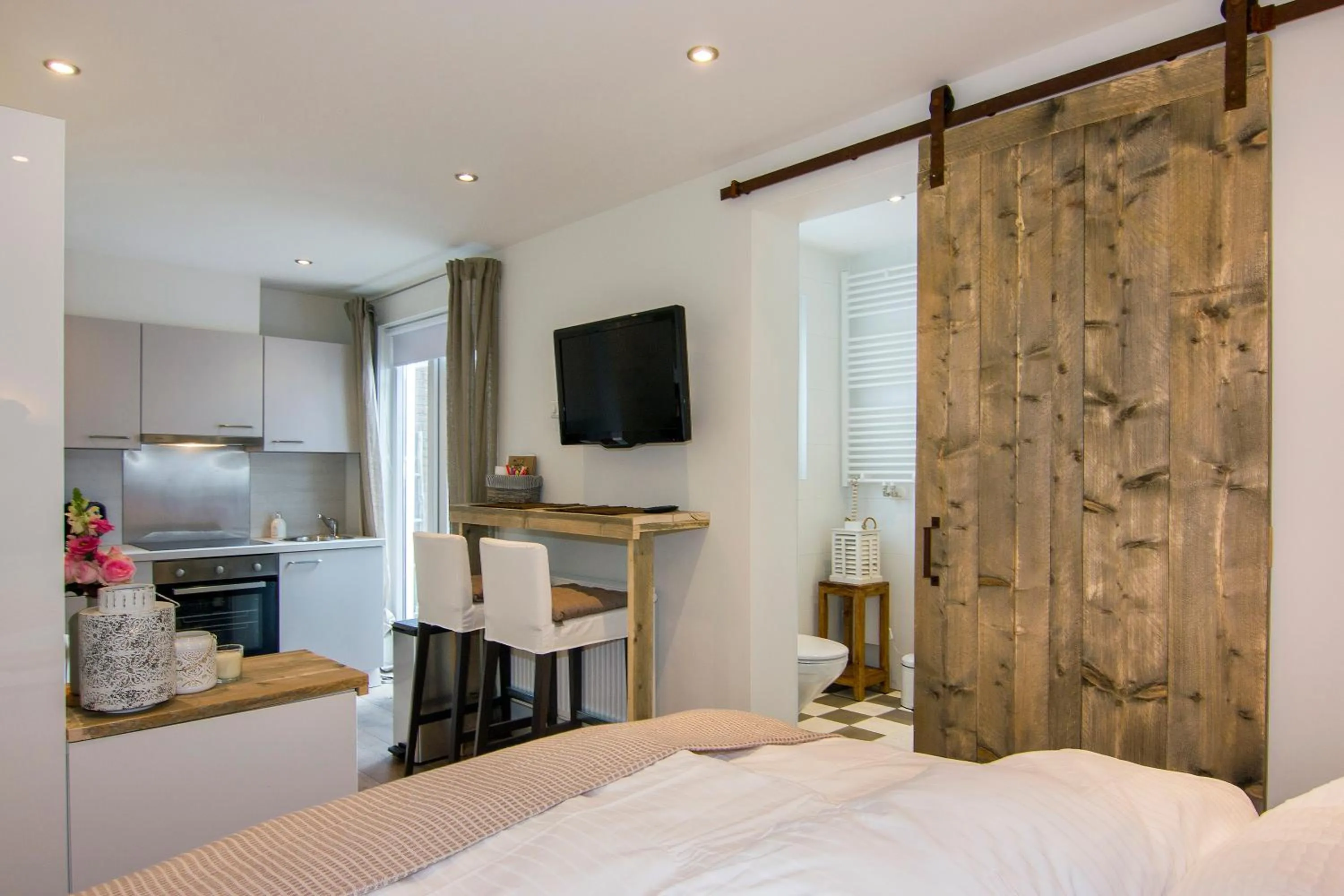 Kitchen or kitchenette, Bed in Romana