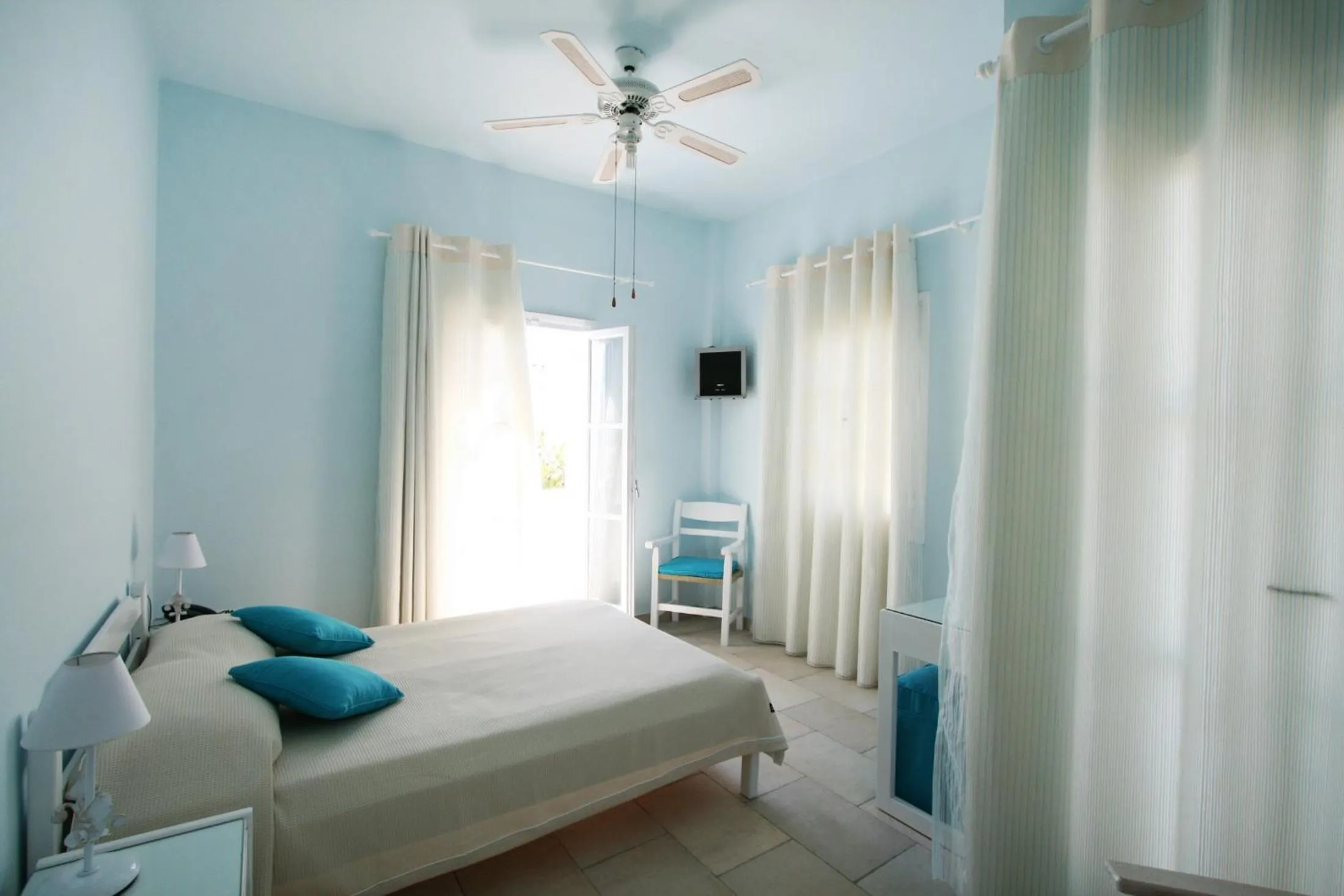 SPIROS & HIROKO Hotel - ADULTS ONLY