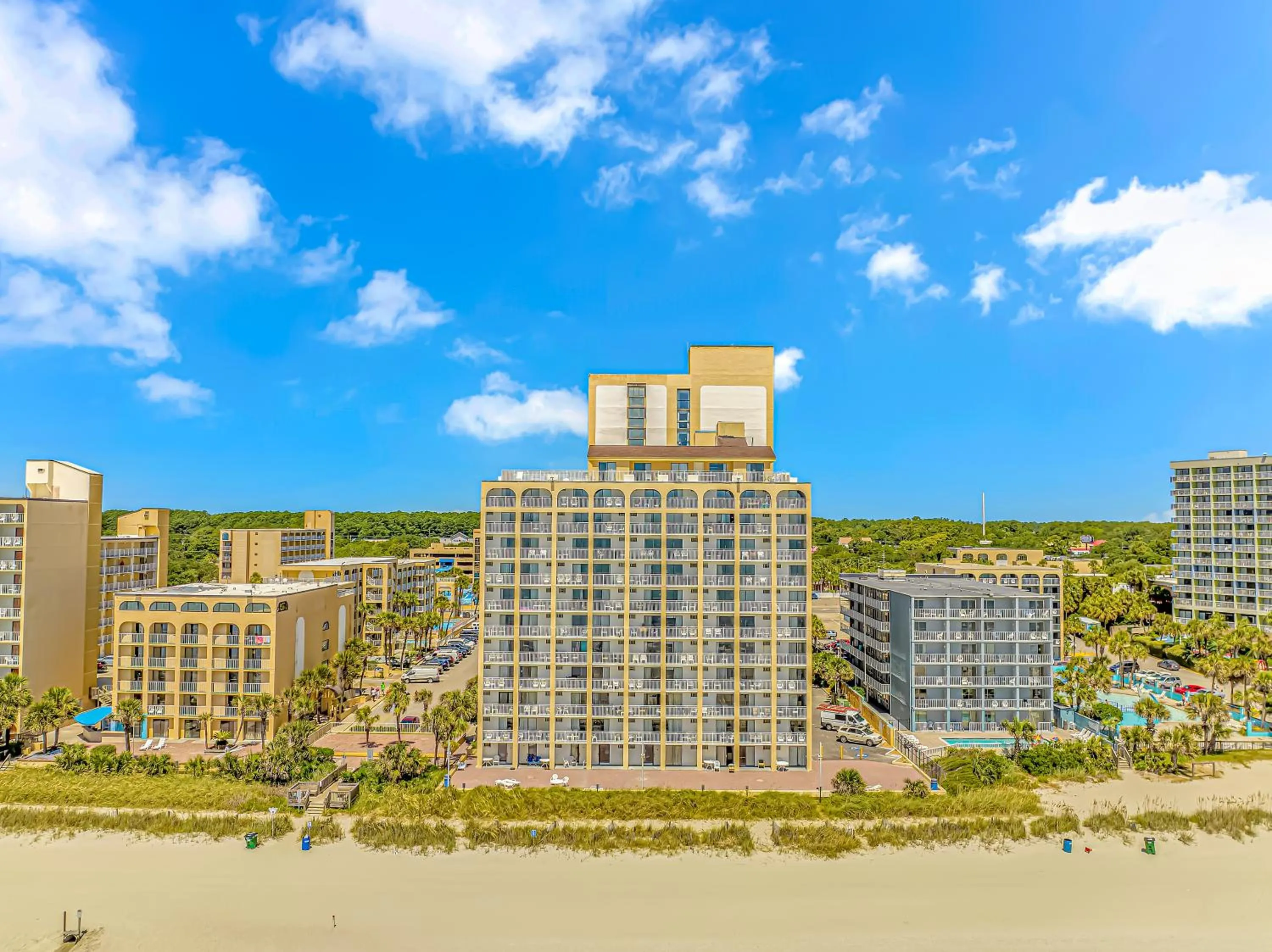 Direct Oceanfront Sea Mist Resort 21101