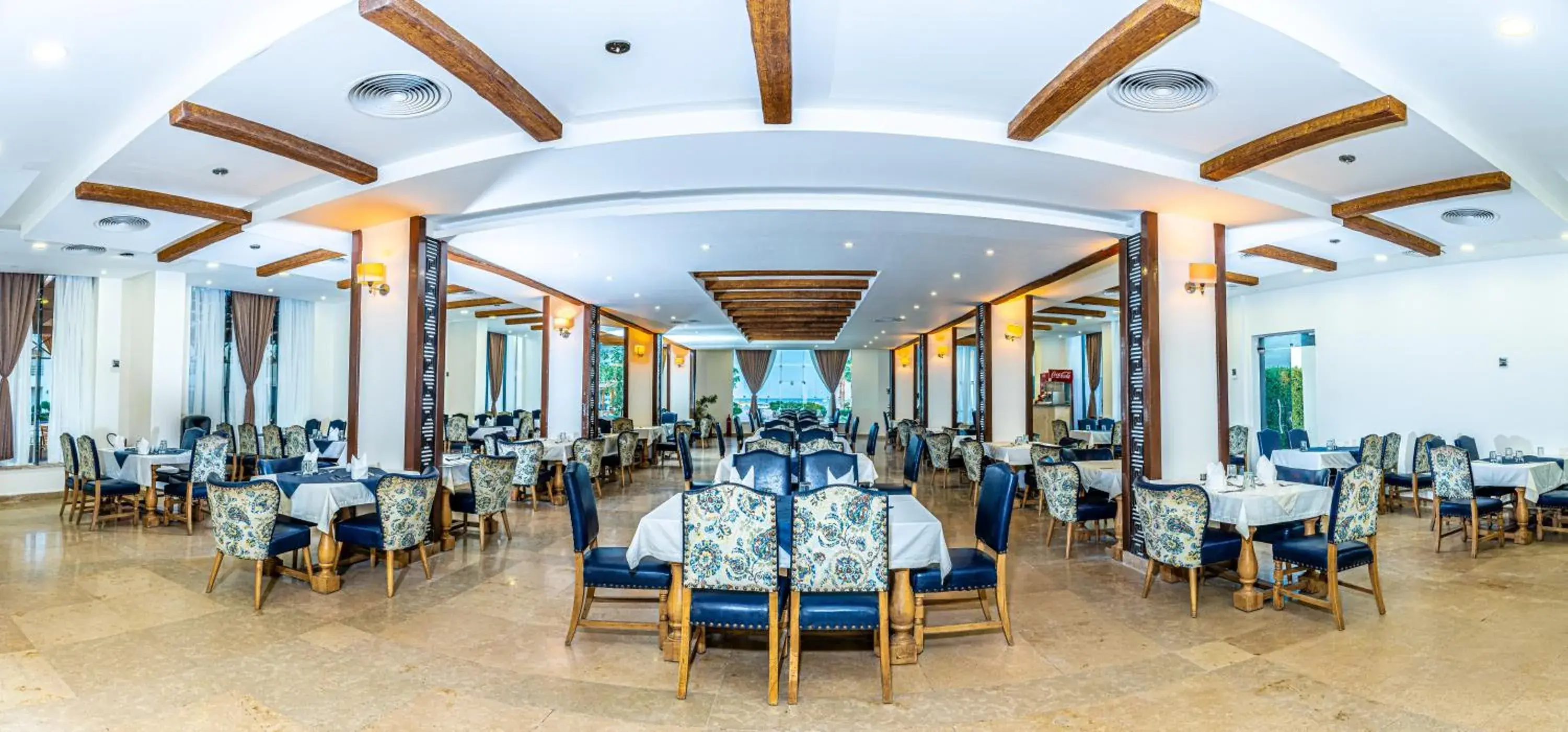 Restaurant/places to eat in New Eagles Aqua Park Resort Restaurant/places to eat in New Eagles Aqua Park Resort