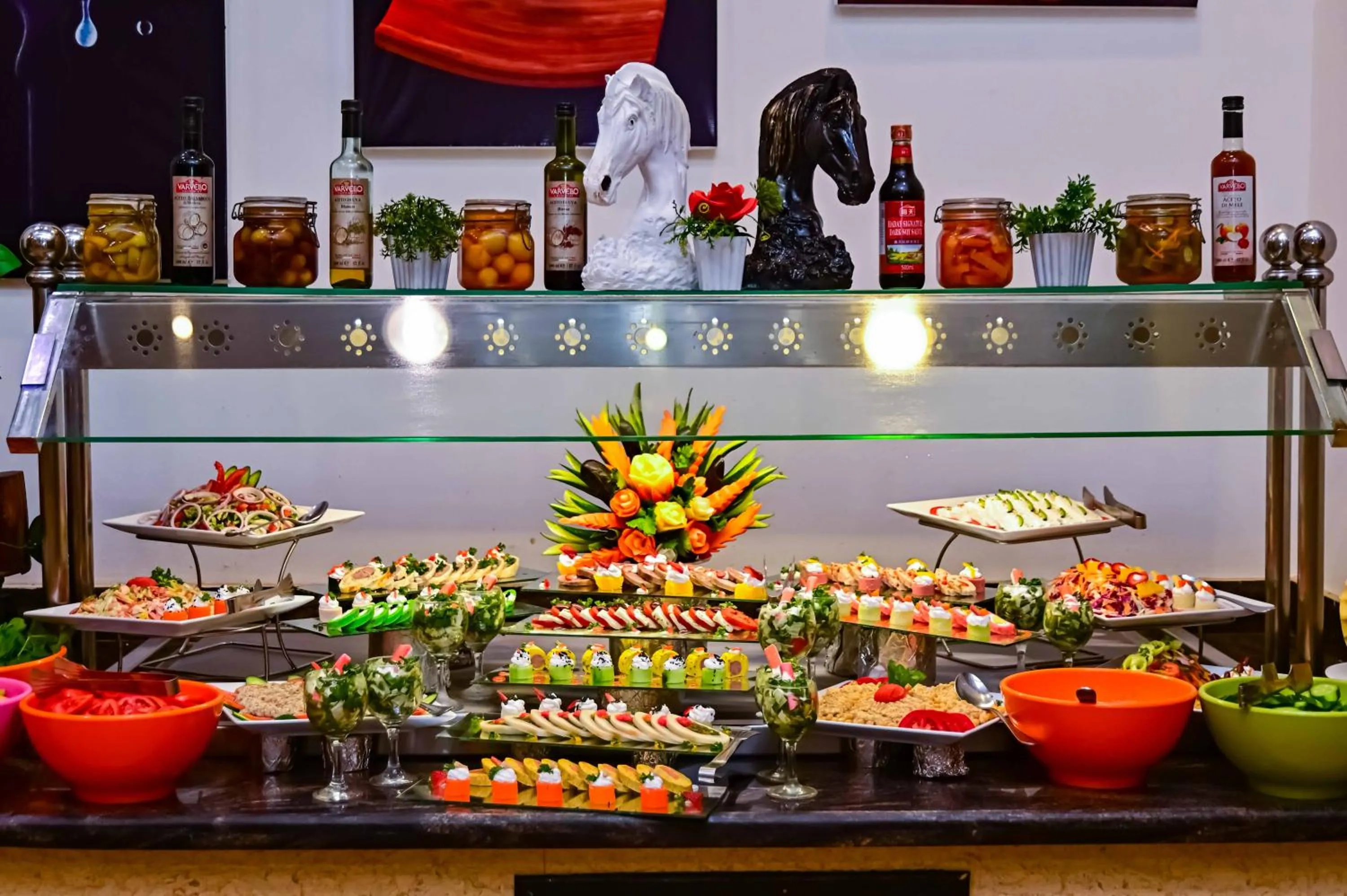 Food in New Eagles Aqua Park Resort