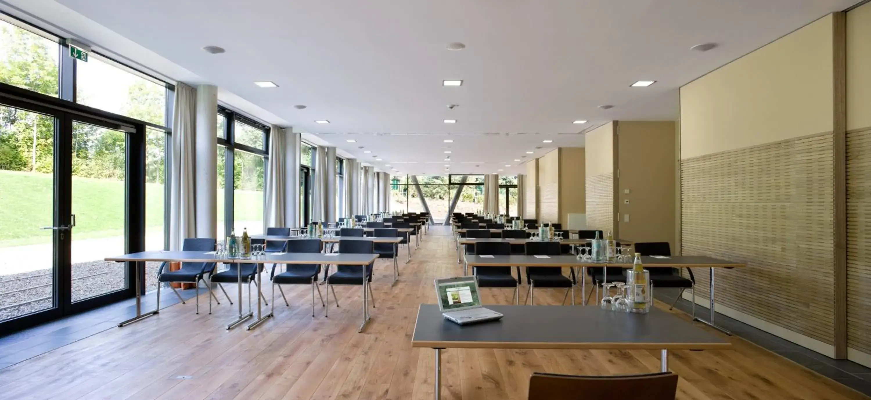 Meeting/conference room, Restaurant/Places to Eat in FREIgeist Northeim