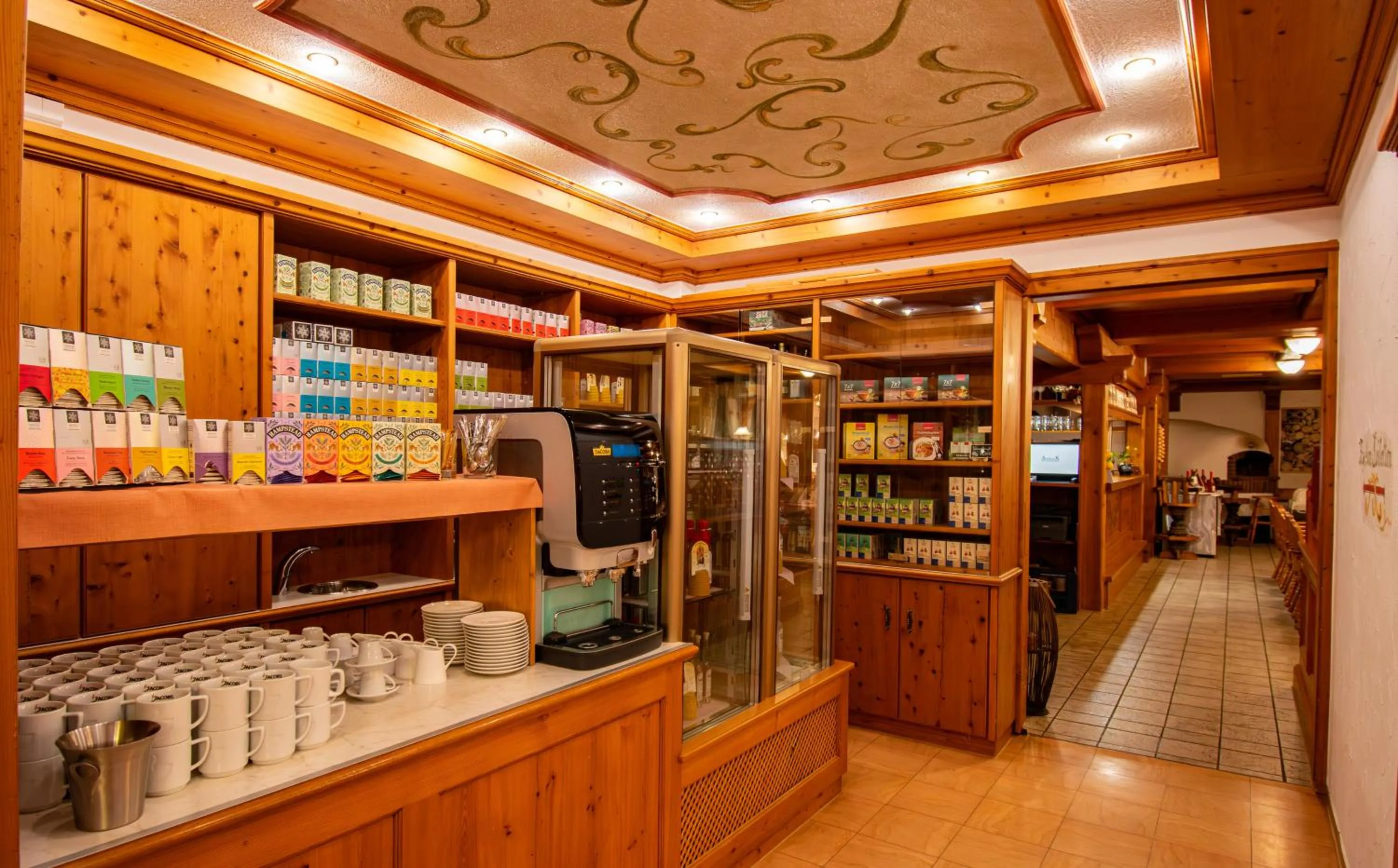 Restaurant/places to eat in Vital- und Wellnesshotel Albblick