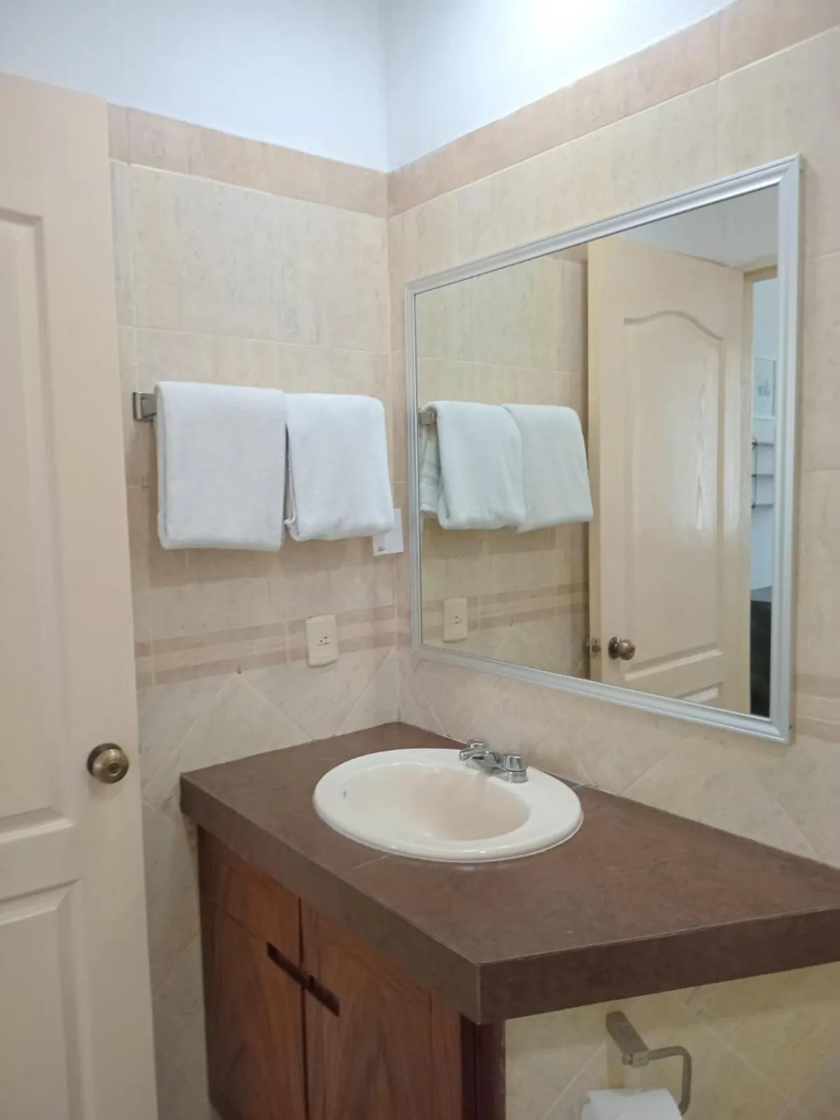 Bathroom in Banderas Suites