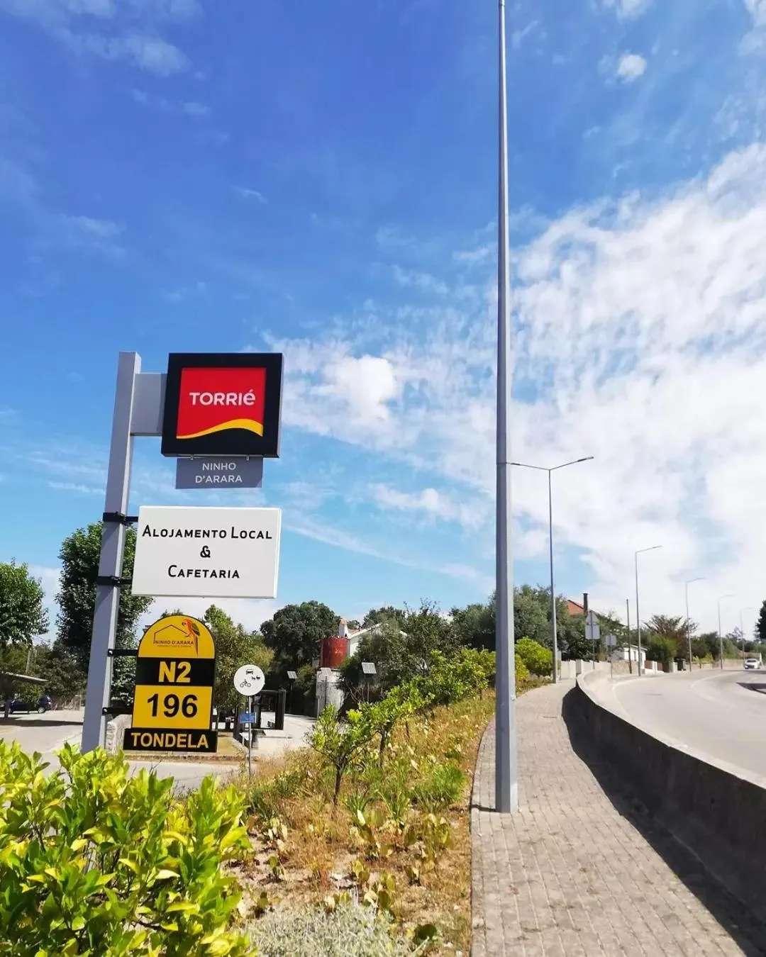 Property logo or sign in Ninho D'Arara