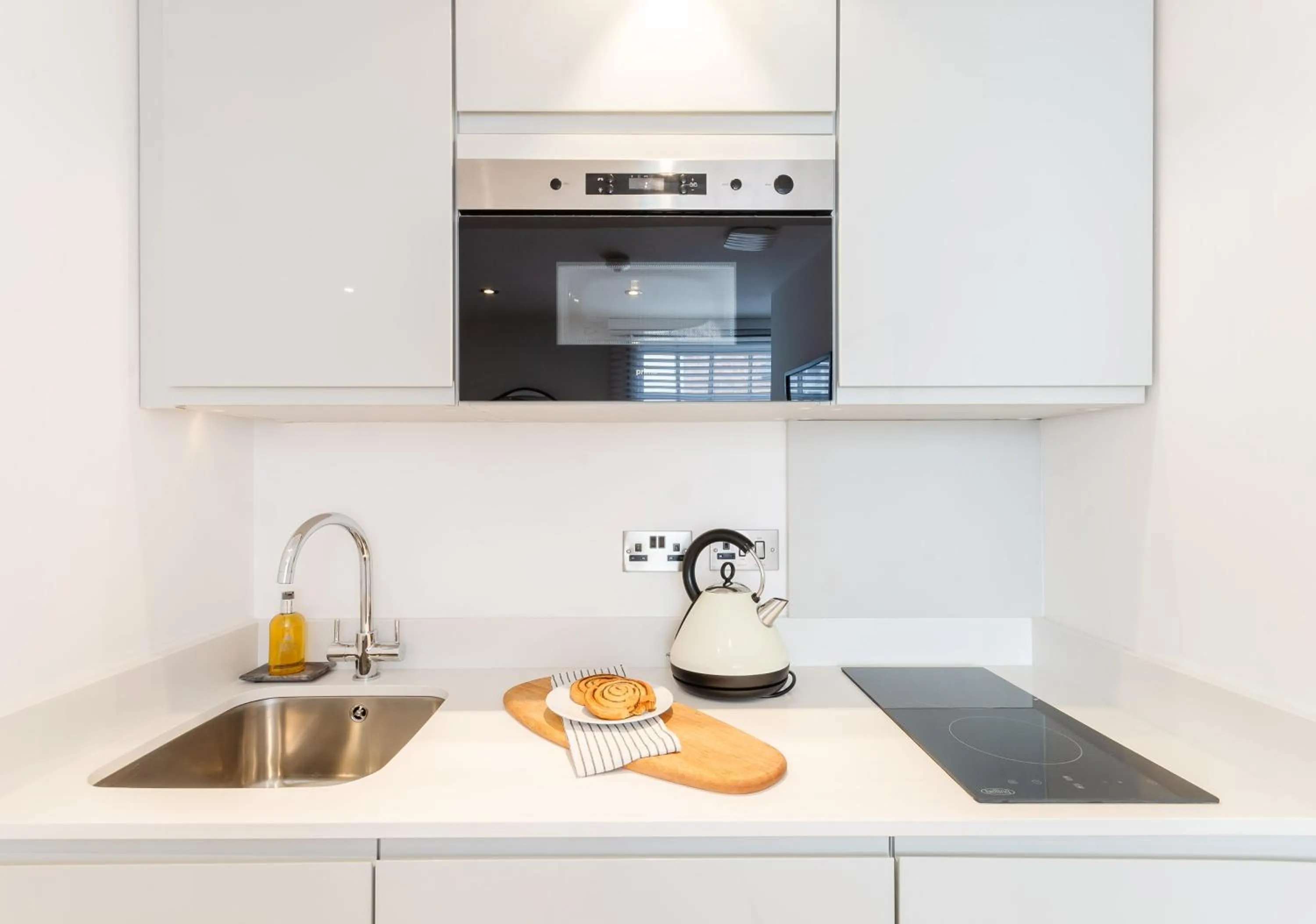 Kitchen or kitchenette in 14-16 Grosvenor Street Stylish Apartments - Chester