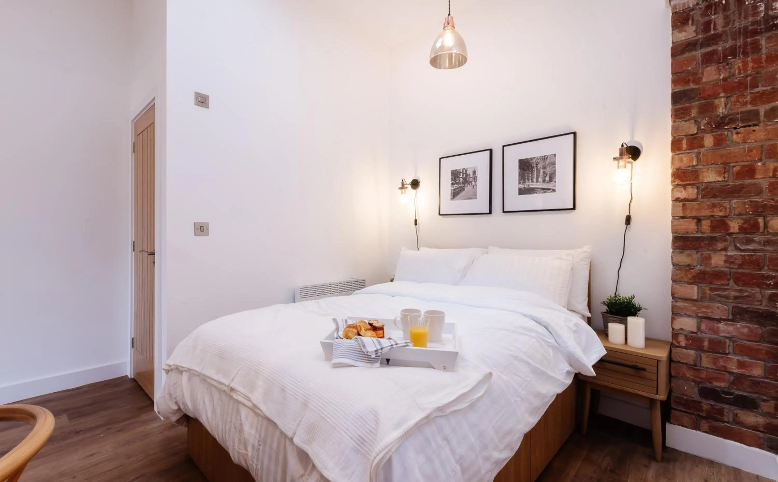 Bed in 14-16 Grosvenor Street Stylish Apartments - Chester