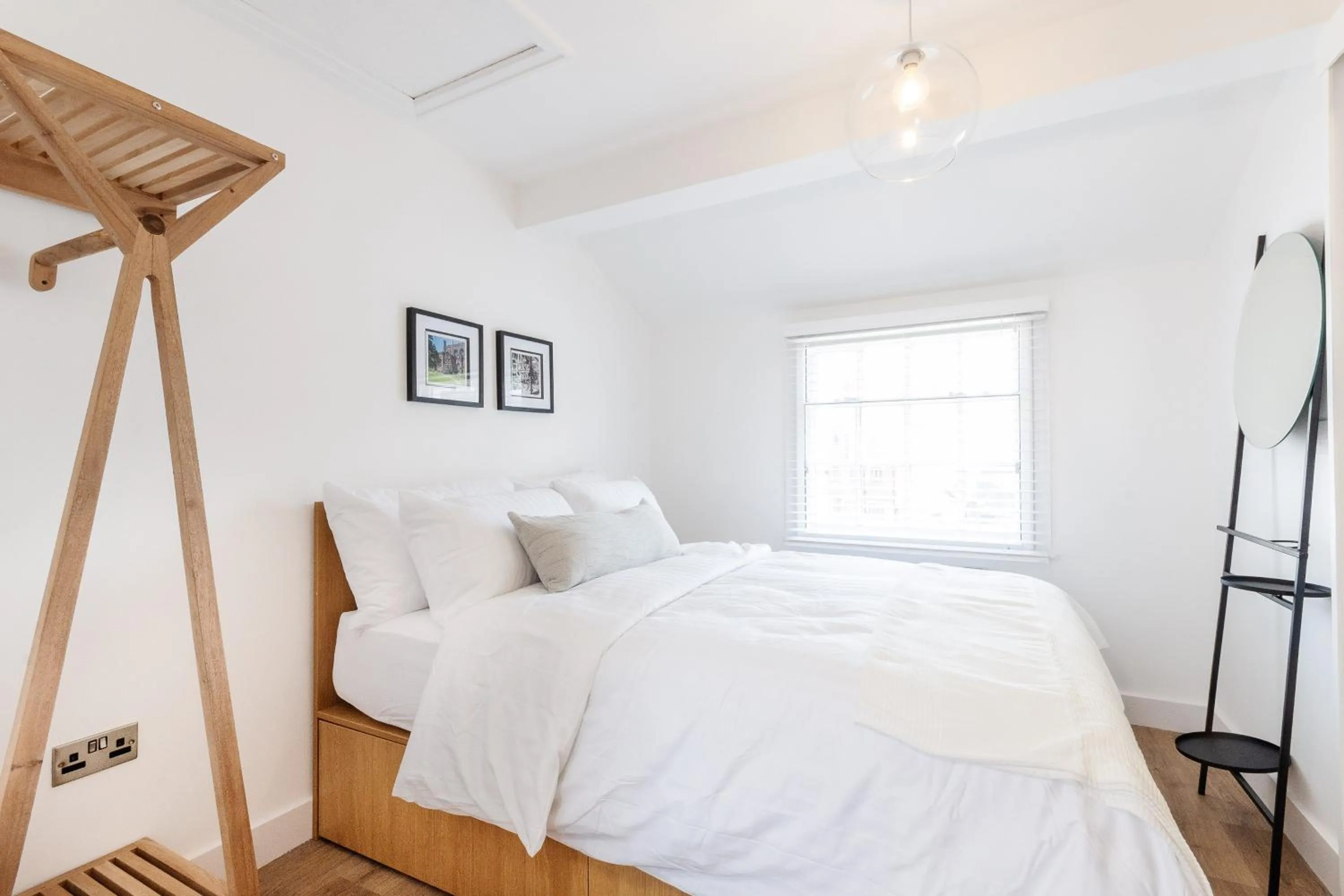 Bed in 14-16 Grosvenor Street Stylish Apartments - Chester