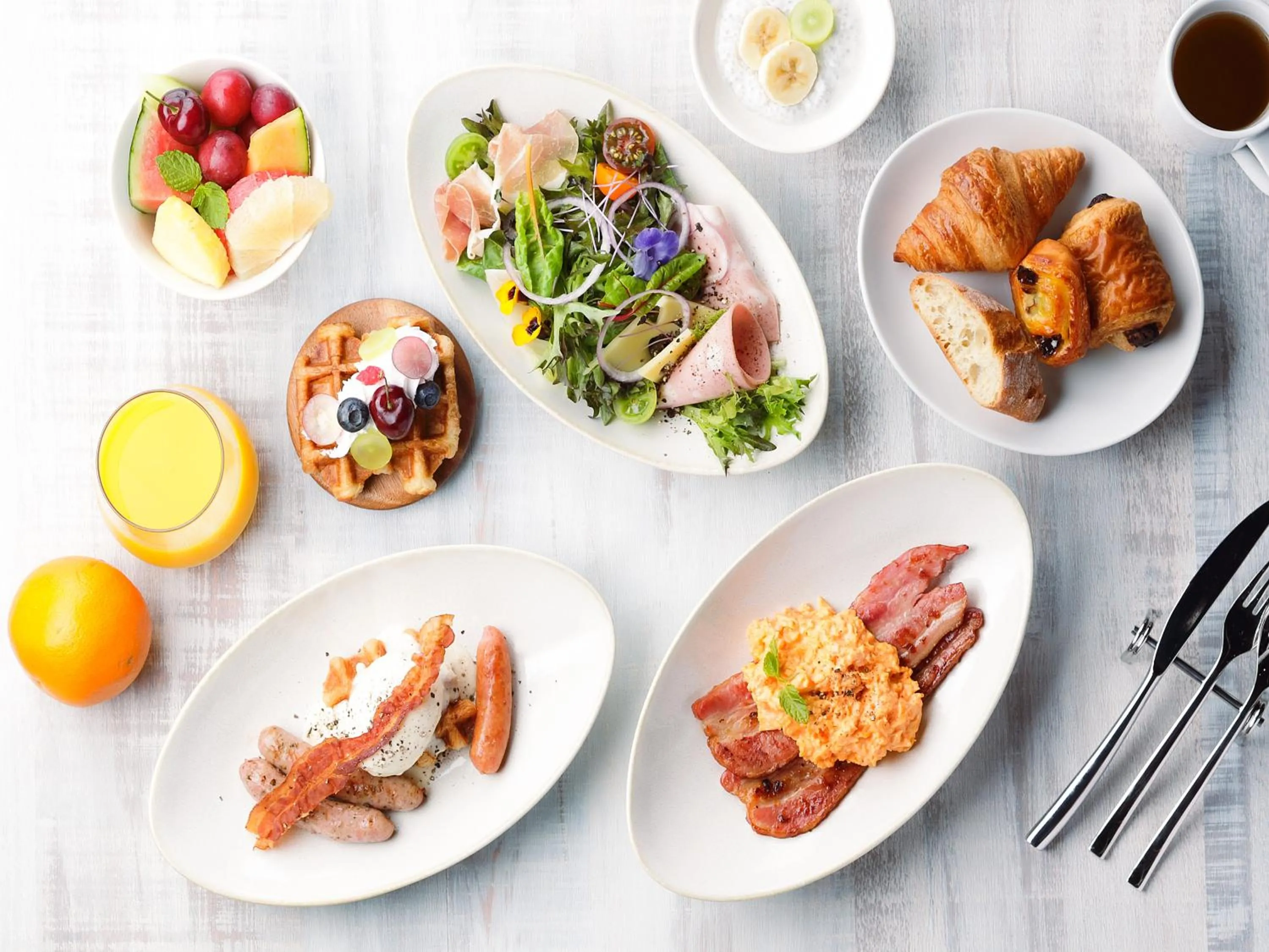 Breakfast in ORIENTAL HOTEL UNIVERSAL CITY