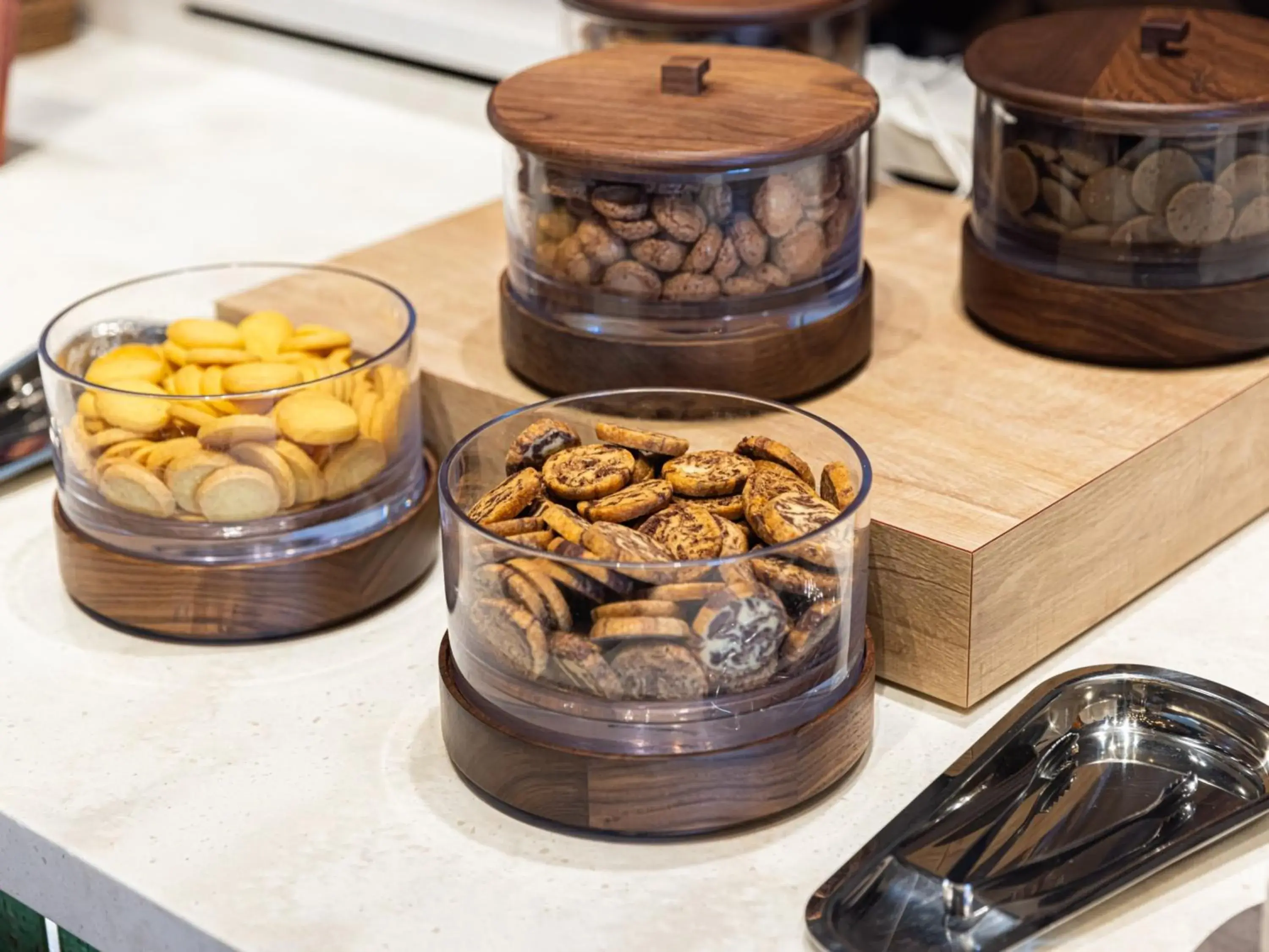 Lounge or bar in ORIENTAL HOTEL UNIVERSAL CITY Lounge or bar in ORIENTAL HOTEL UNIVERSAL CITY