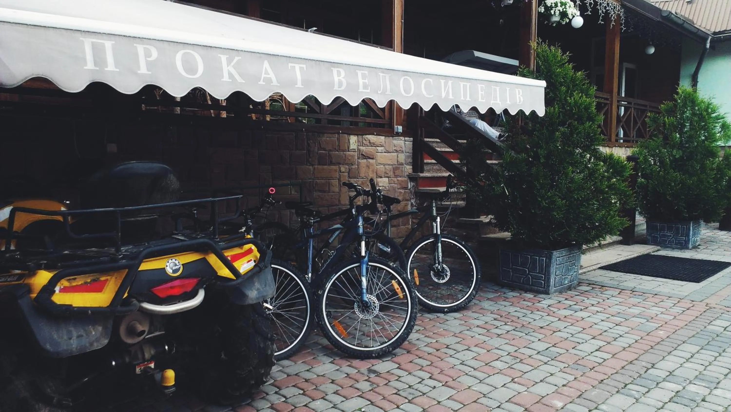 Cycling in Laguna