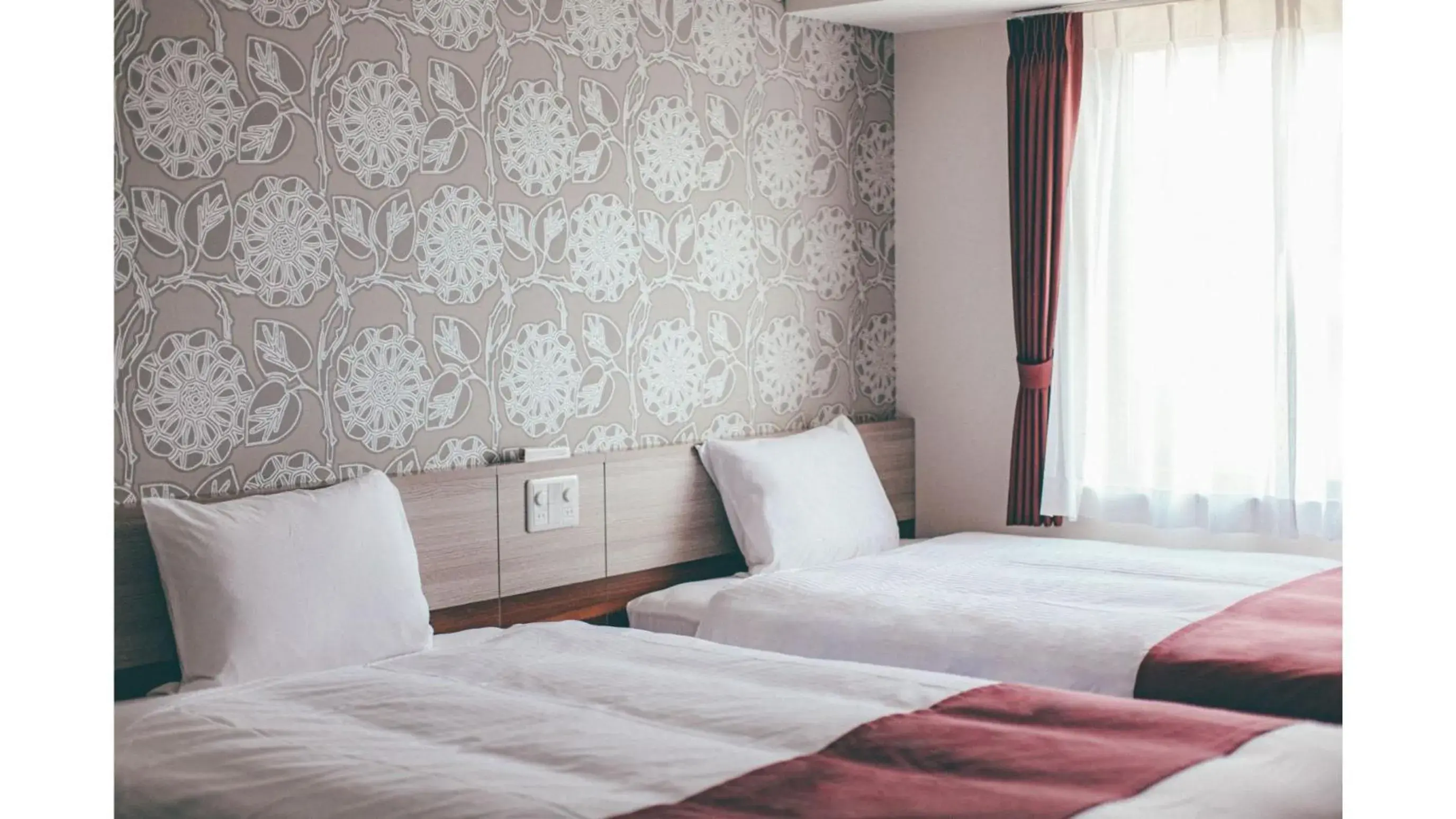 Superior Twin Room - single occupancy - Non-Smoking in Kuretake Inn Premium Shizuoka Annex Superior Twin Room - single occupancy - Non-Smoking in Kuretake Inn Premium Shizuoka Annex