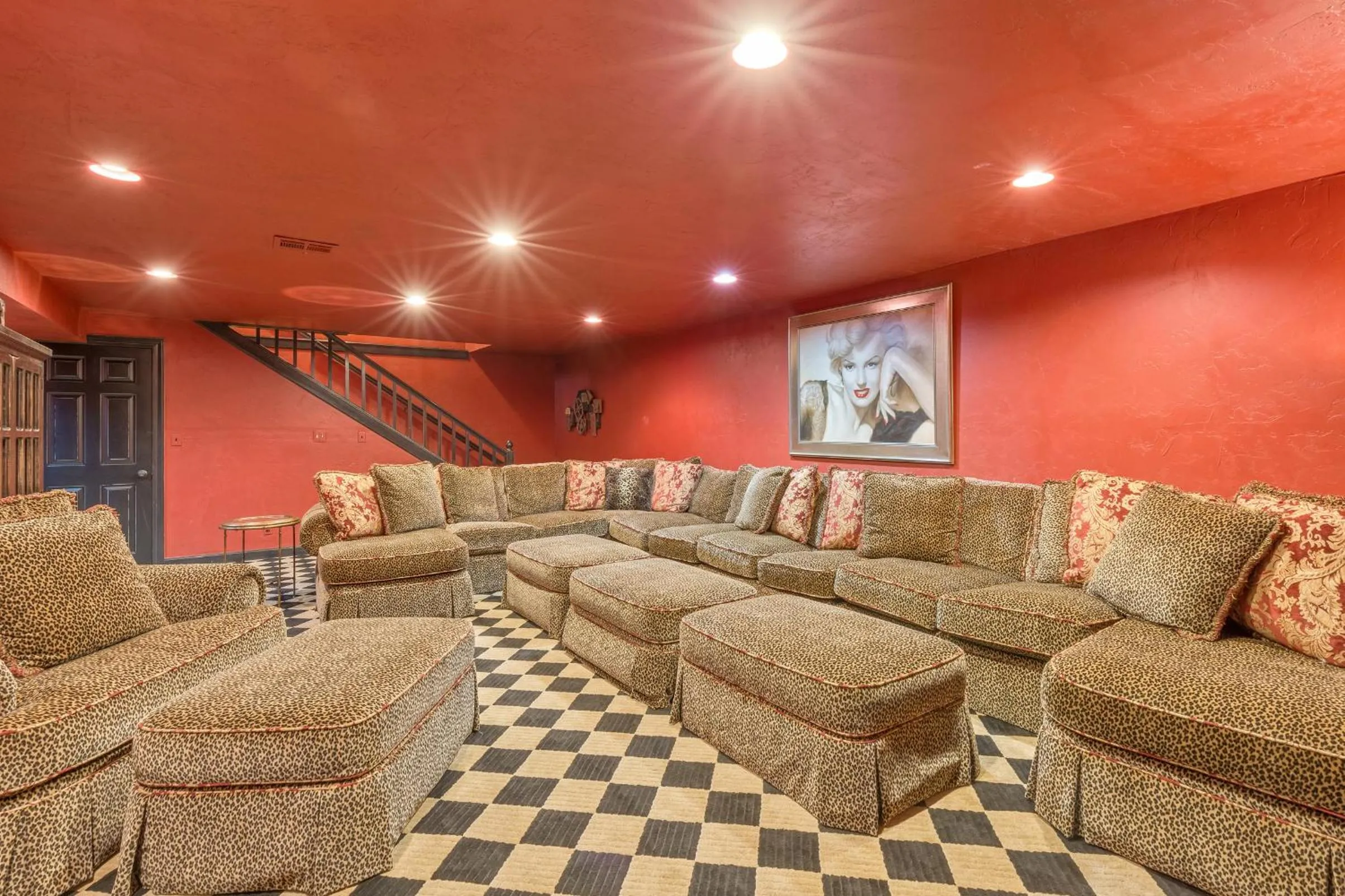 Living room in The Funky Monkey Inn