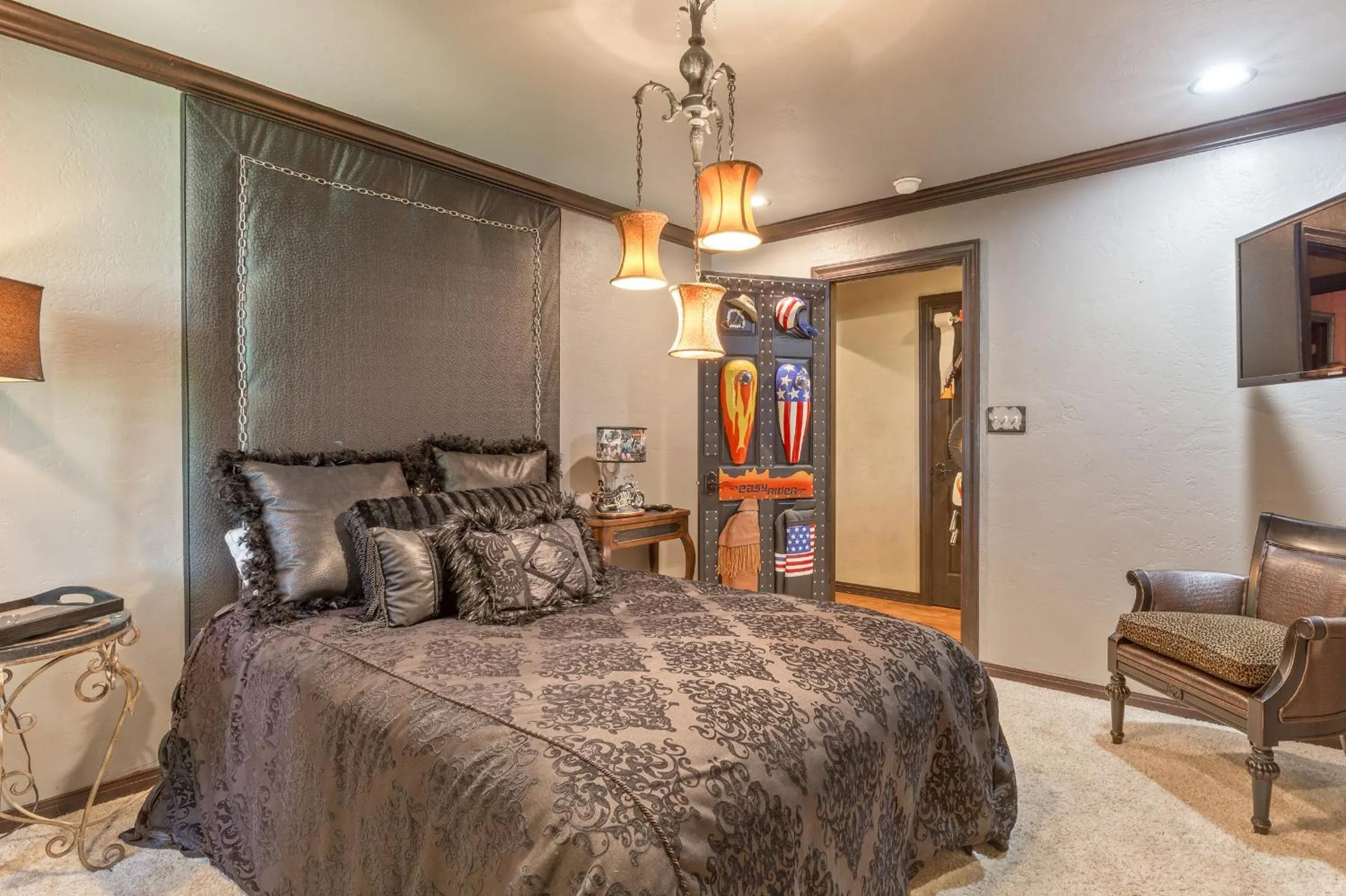 Bed in The Funky Monkey Inn