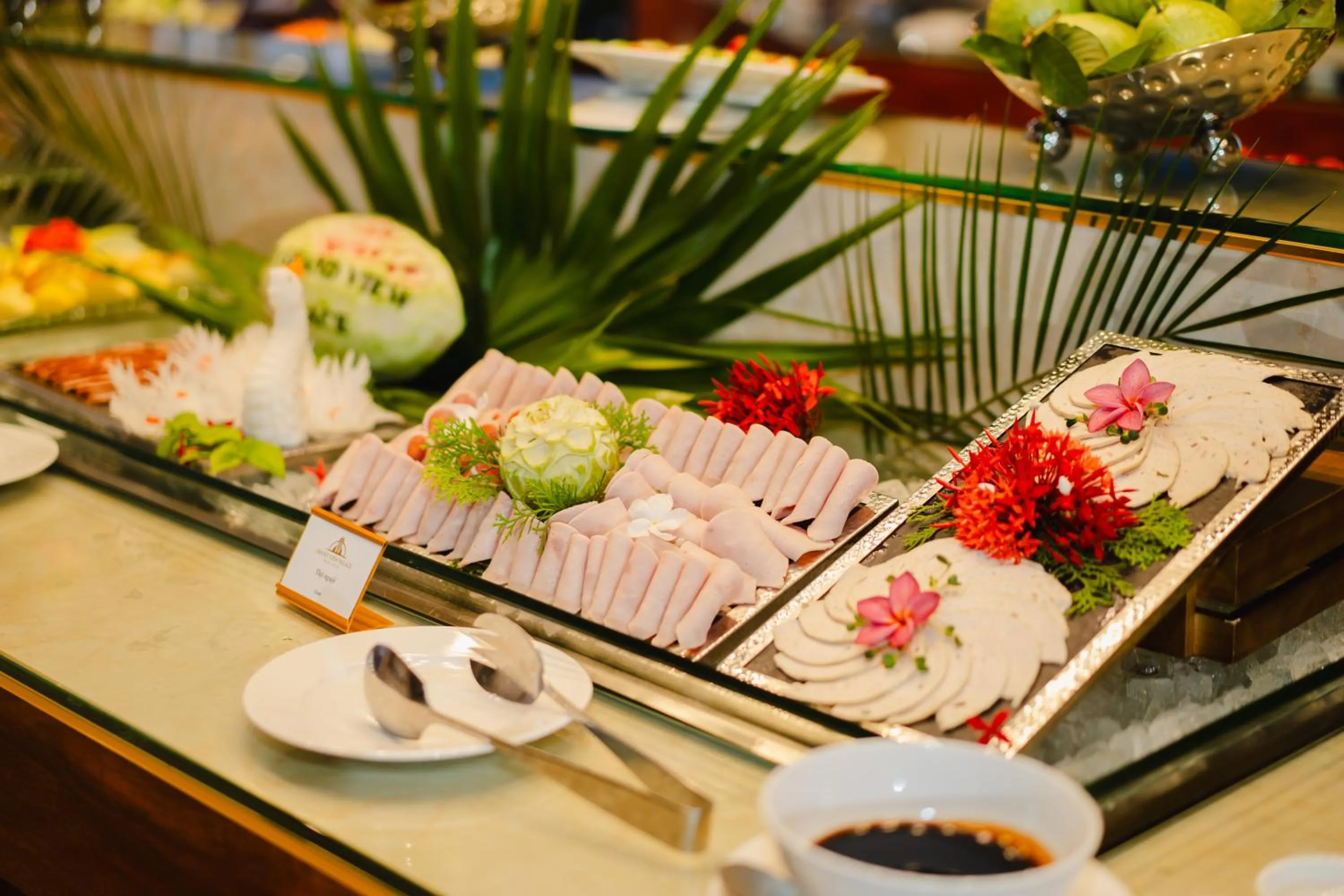 Breakfast in GRAND VIEW PALACE HA LONG HOTEL