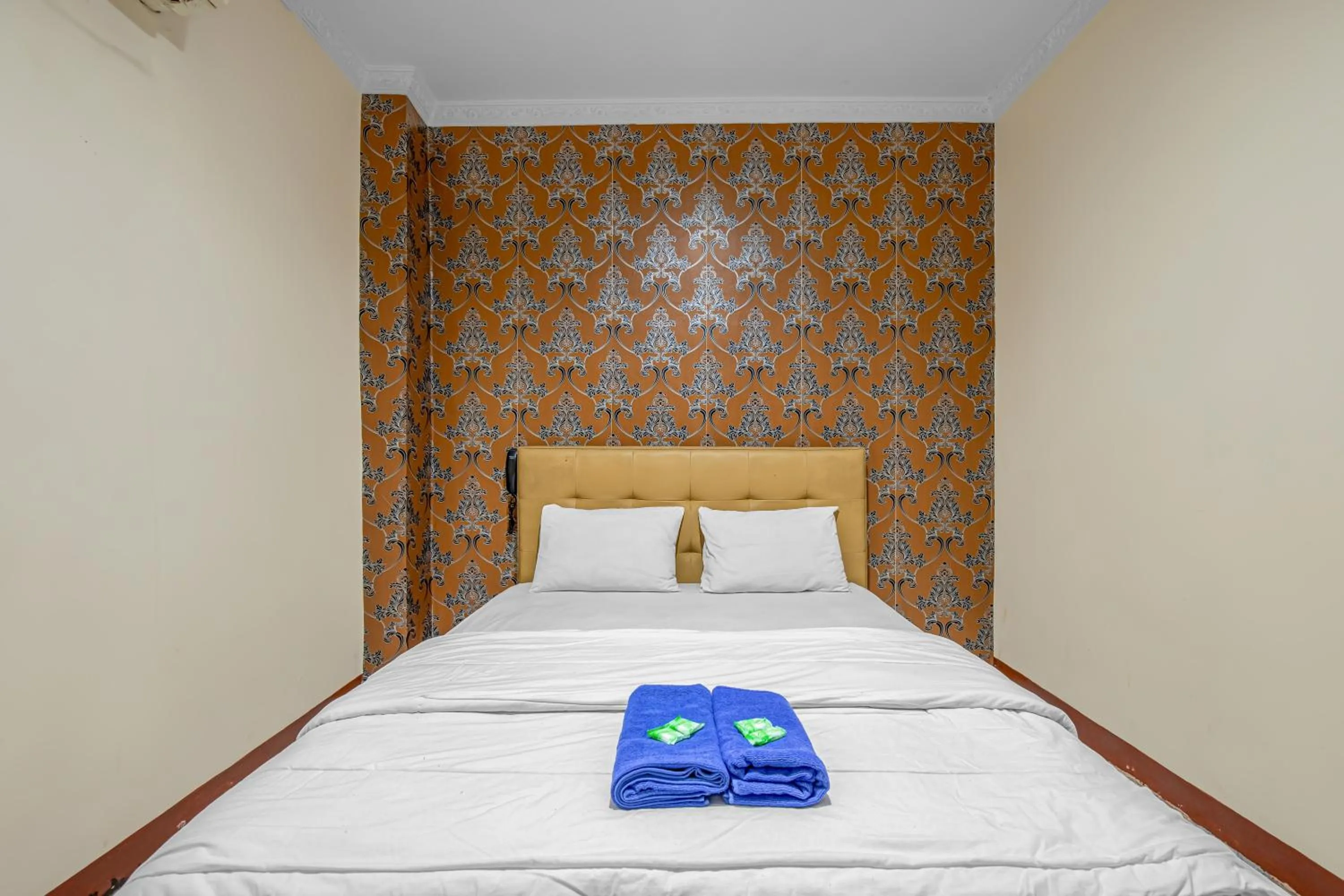 Bed in Hotel Cempaka Sari