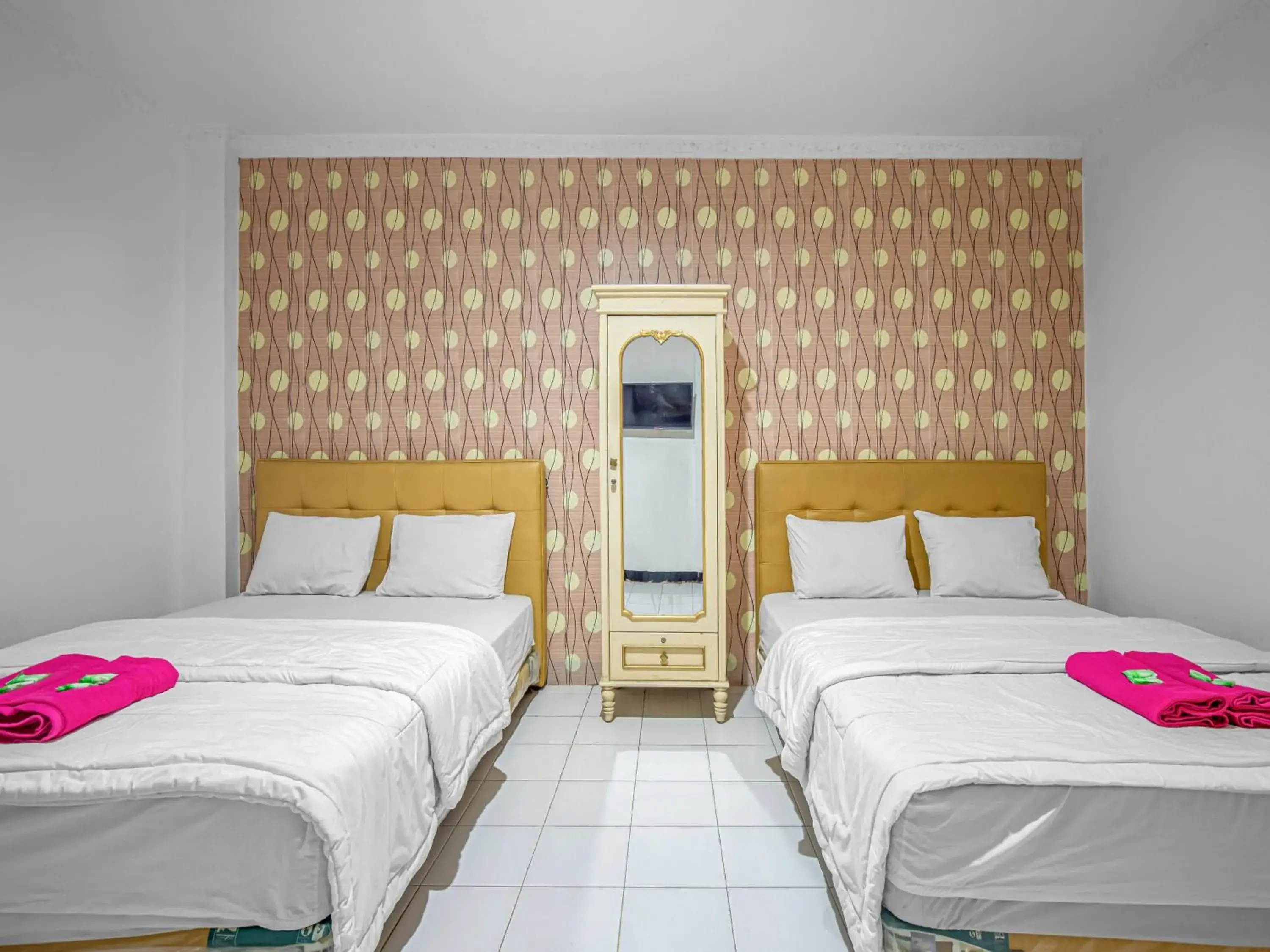 Bed in Hotel Cempaka Sari Bed in Hotel Cempaka Sari