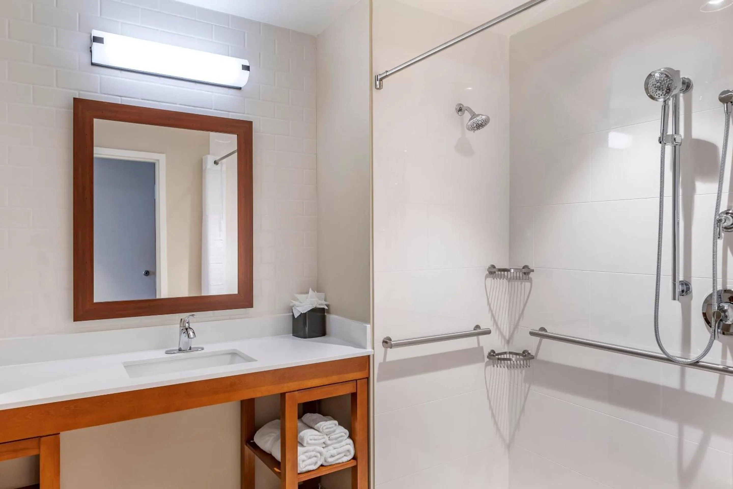 Bedroom in Comfort Inn & Suites