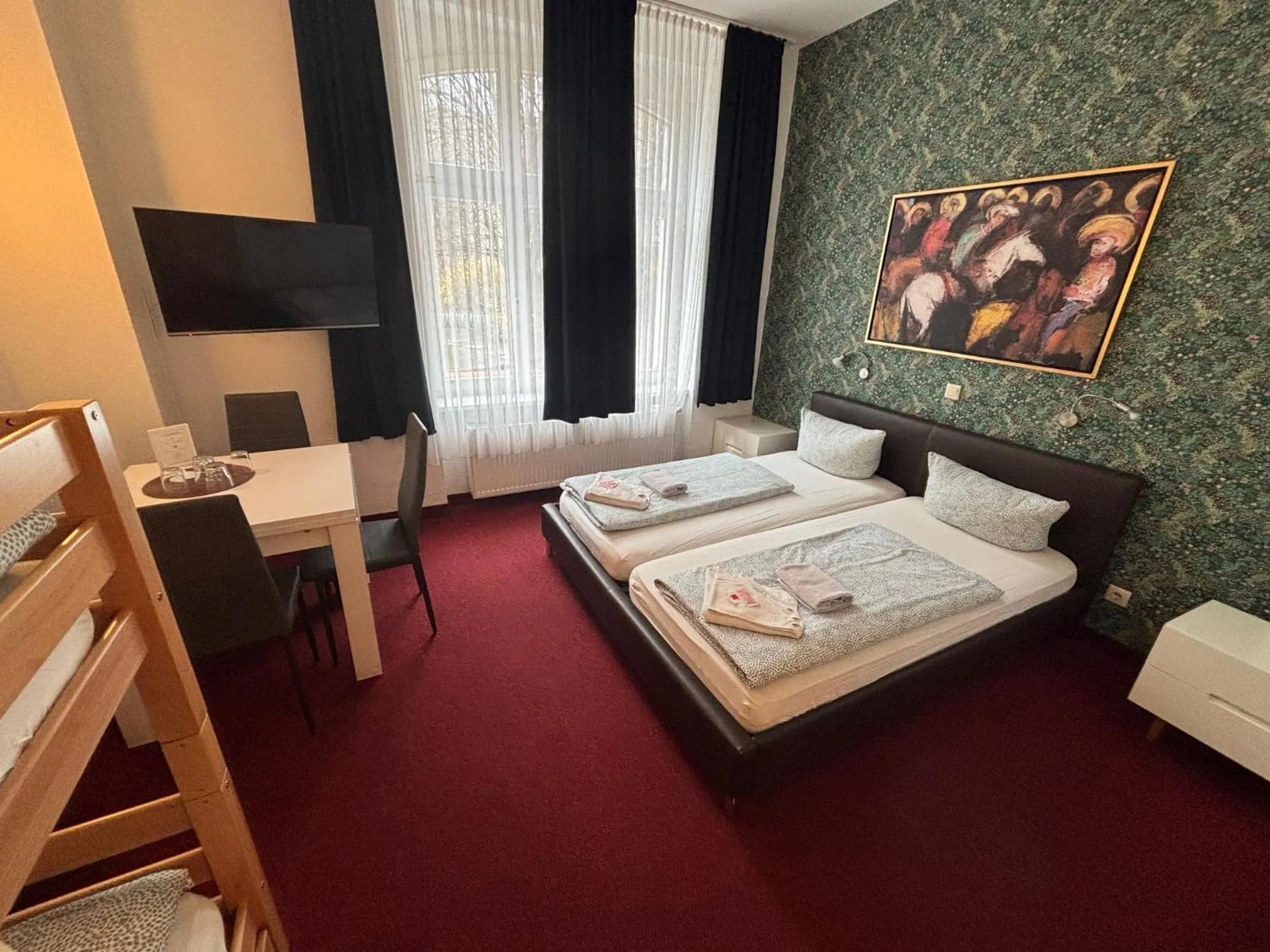 Photo of the whole room, Bed in Bornholmer Hof im Prenzlauer Berg