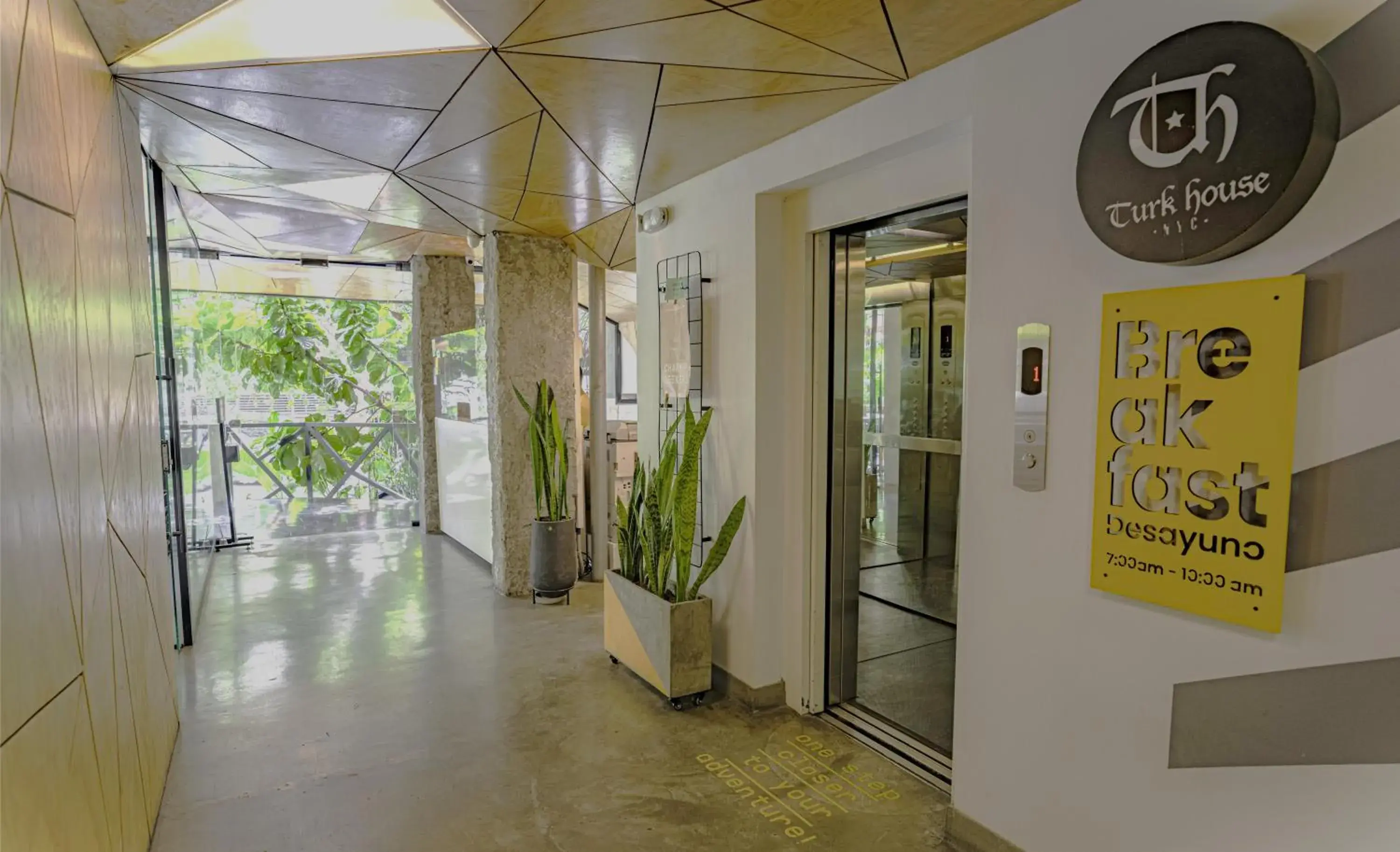 Lobby or reception in Hotel El Peñon by Bithotels Lobby or reception in Hotel El Peñon by Bithotels