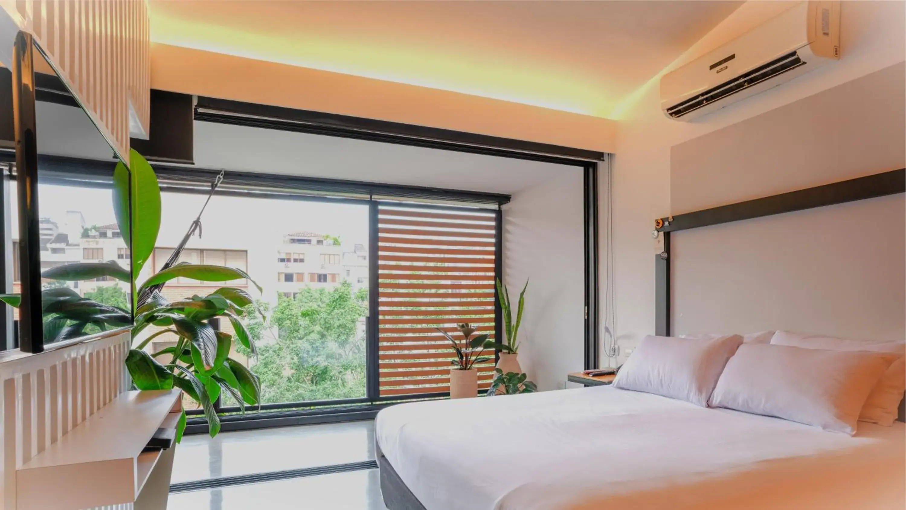 Bedroom, Bed in Hotel El Peñon by Bithotels Bedroom, Bed in Hotel El Peñon by Bithotels