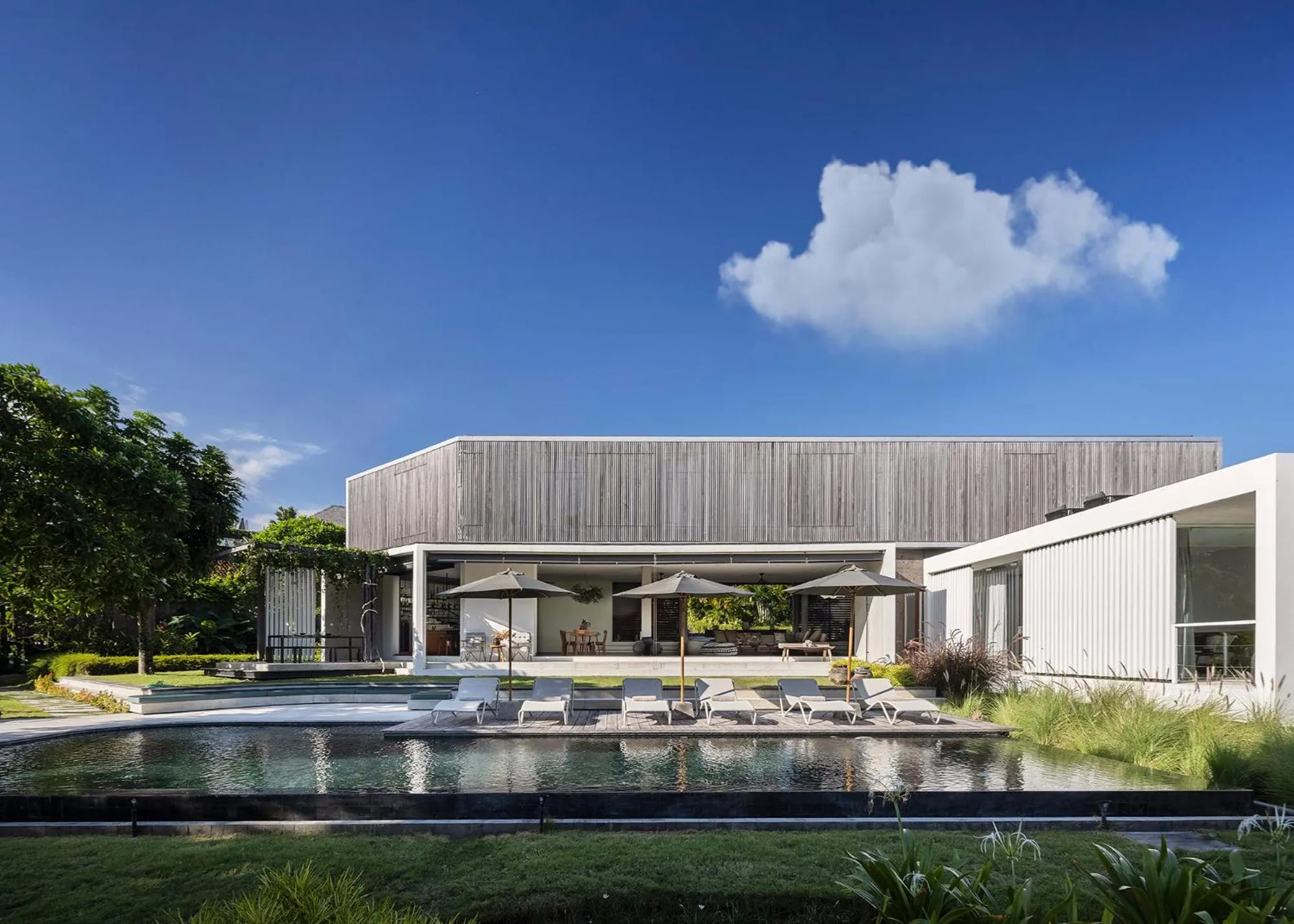 Property building in La Maison d'Ulysse - Luxury 4-Bedroom Villa with Pool in Canggu