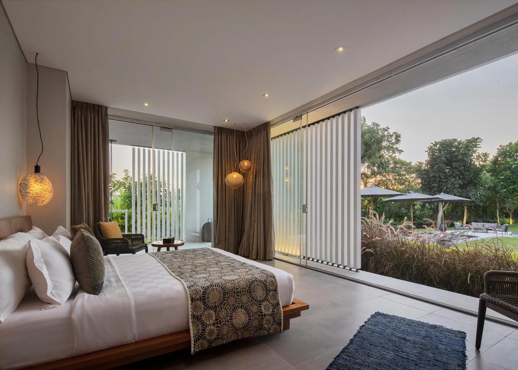 Bed in La Maison d'Ulysse - Luxury 4-Bedroom Villa with Pool in Canggu