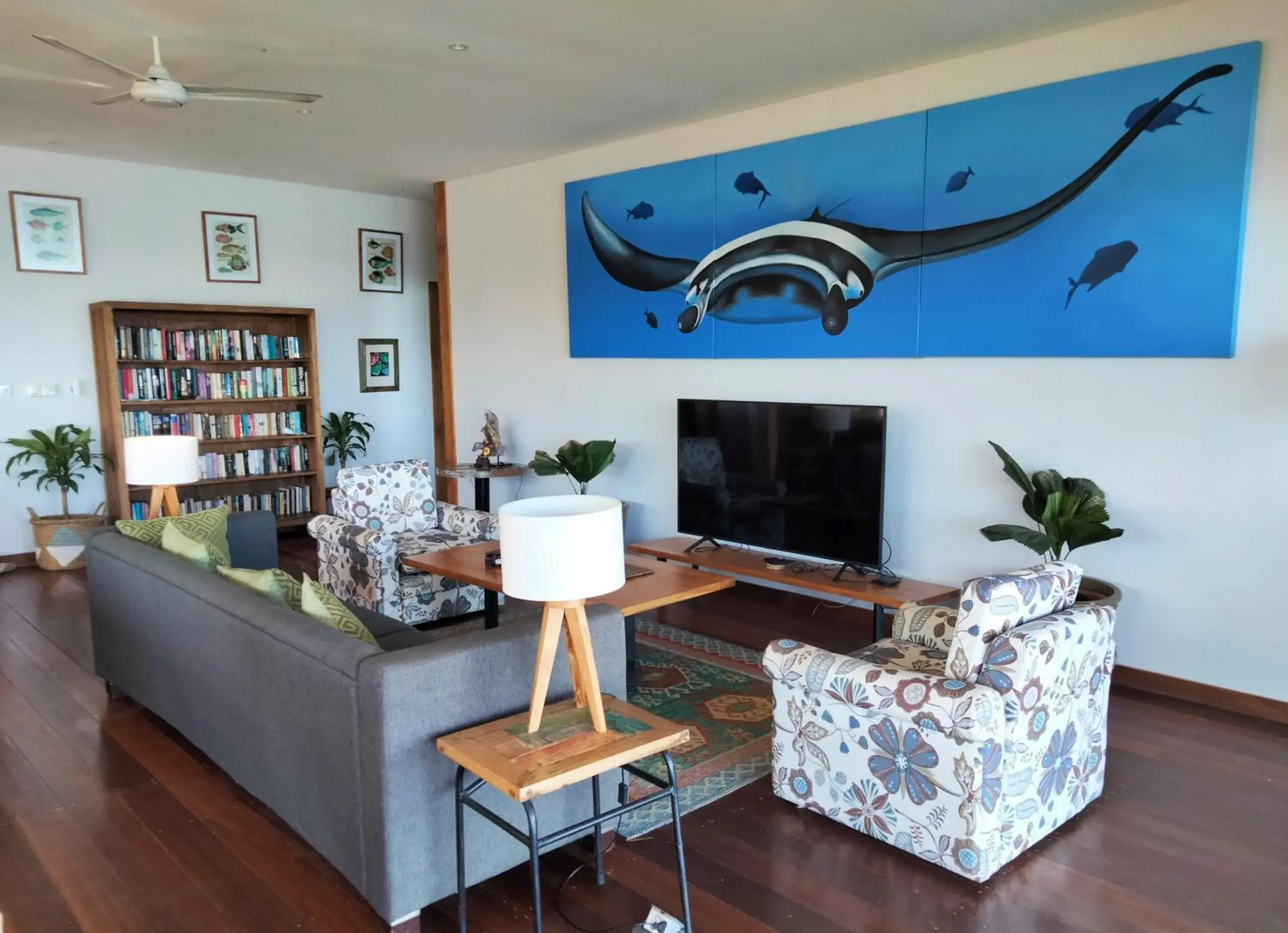 Living room in Paradise Garage Komodo Villa Living room in Paradise Garage Komodo Villa