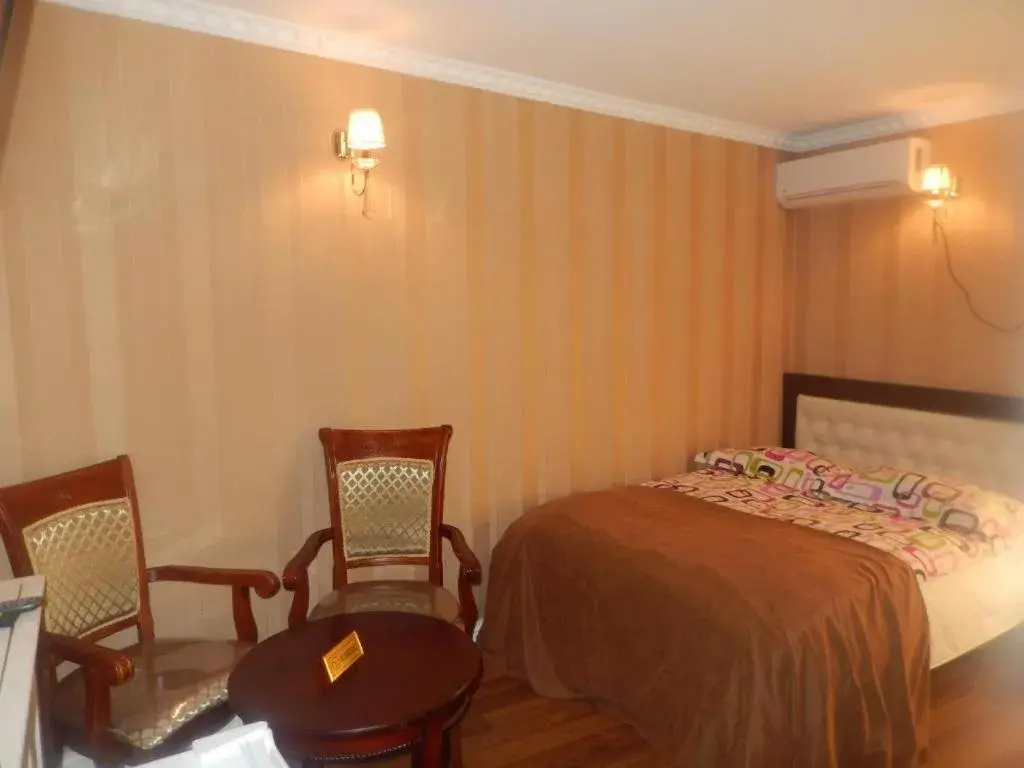 Budget Single Room - single occupancy in Sanata Budget Single Room - single occupancy in Sanata