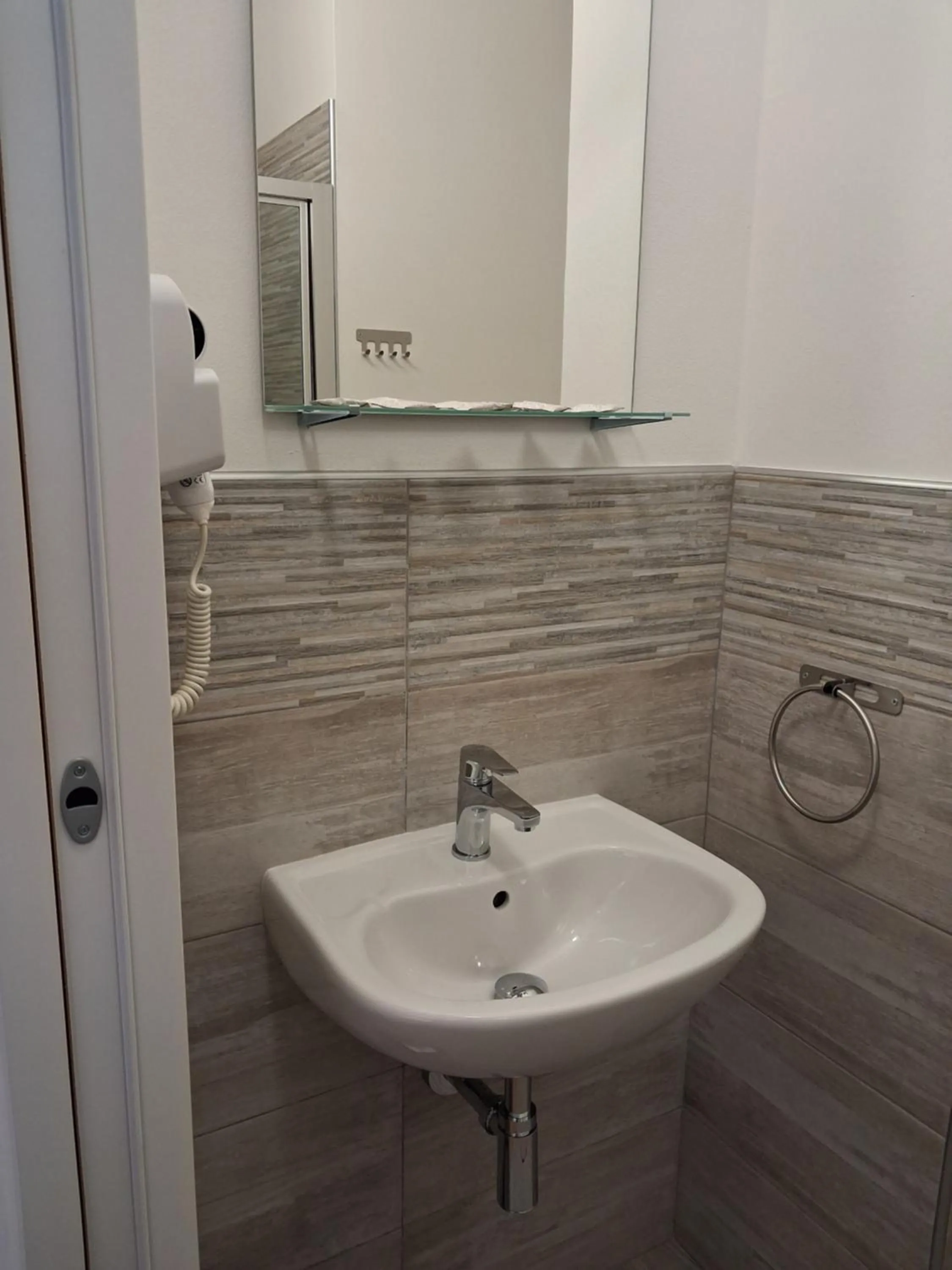 Bathroom in Albergo Conca d'Oro