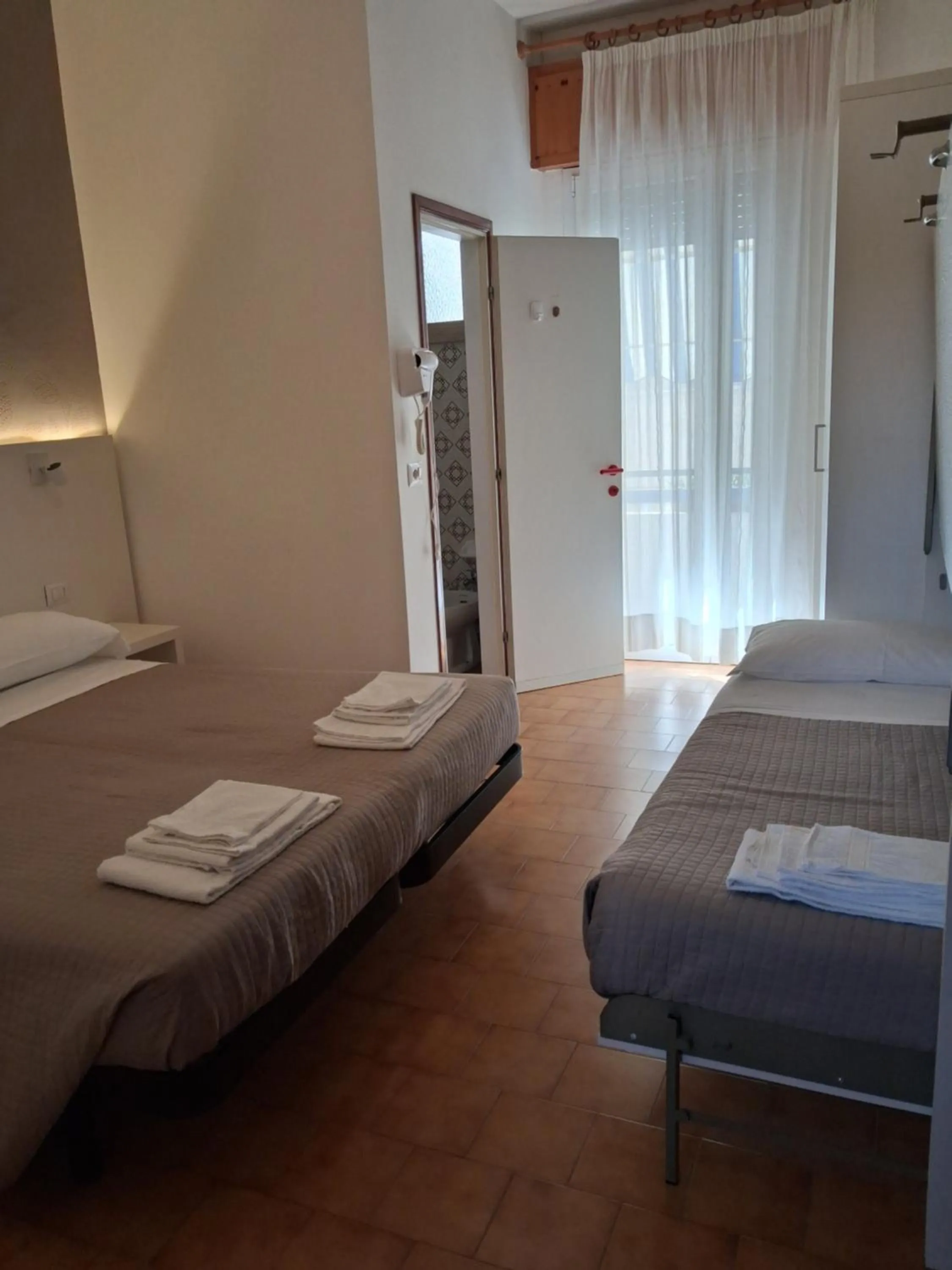 bunk bed, Bed in Albergo Conca d'Oro